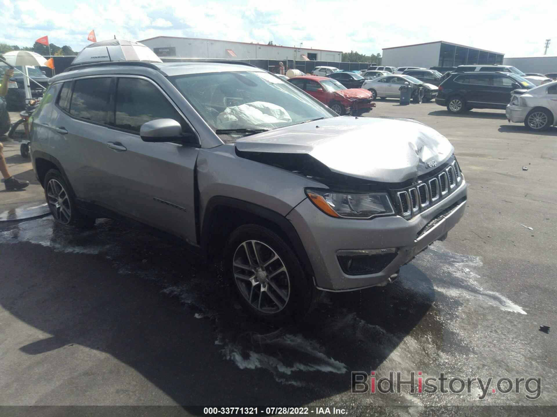 Photo 3C4NJCBB9JT462029 - JEEP COMPASS 2018