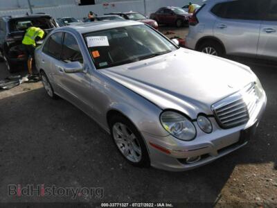 2007 Mercedes-Benz E-CLASS 3.5L, серебристый — VIN WDBUF56X57B000879, IAAI