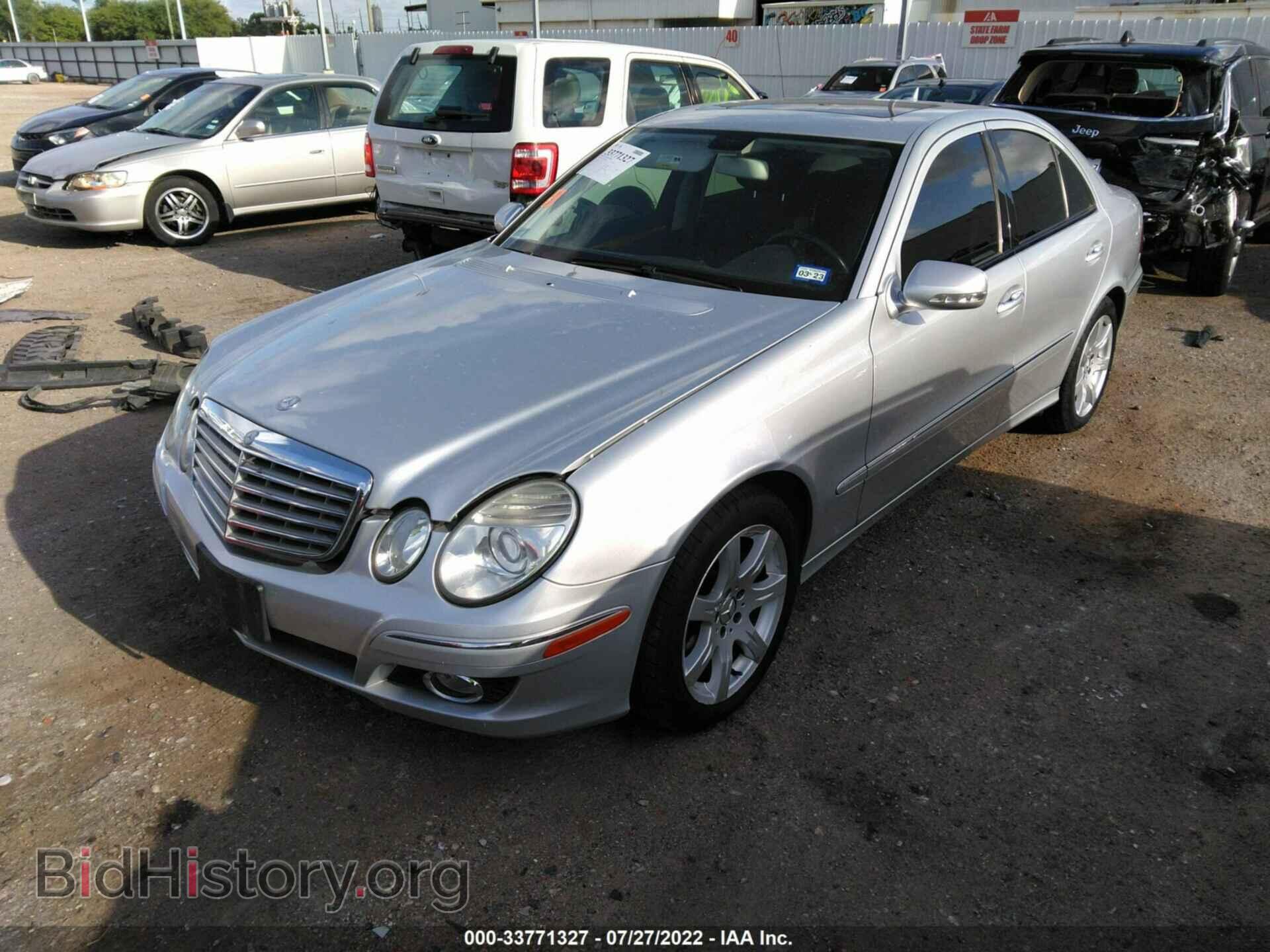 2007 MERCEDES-BENZ E-CLASS - VIN: WDBUF56X57B000879 - Фото 2