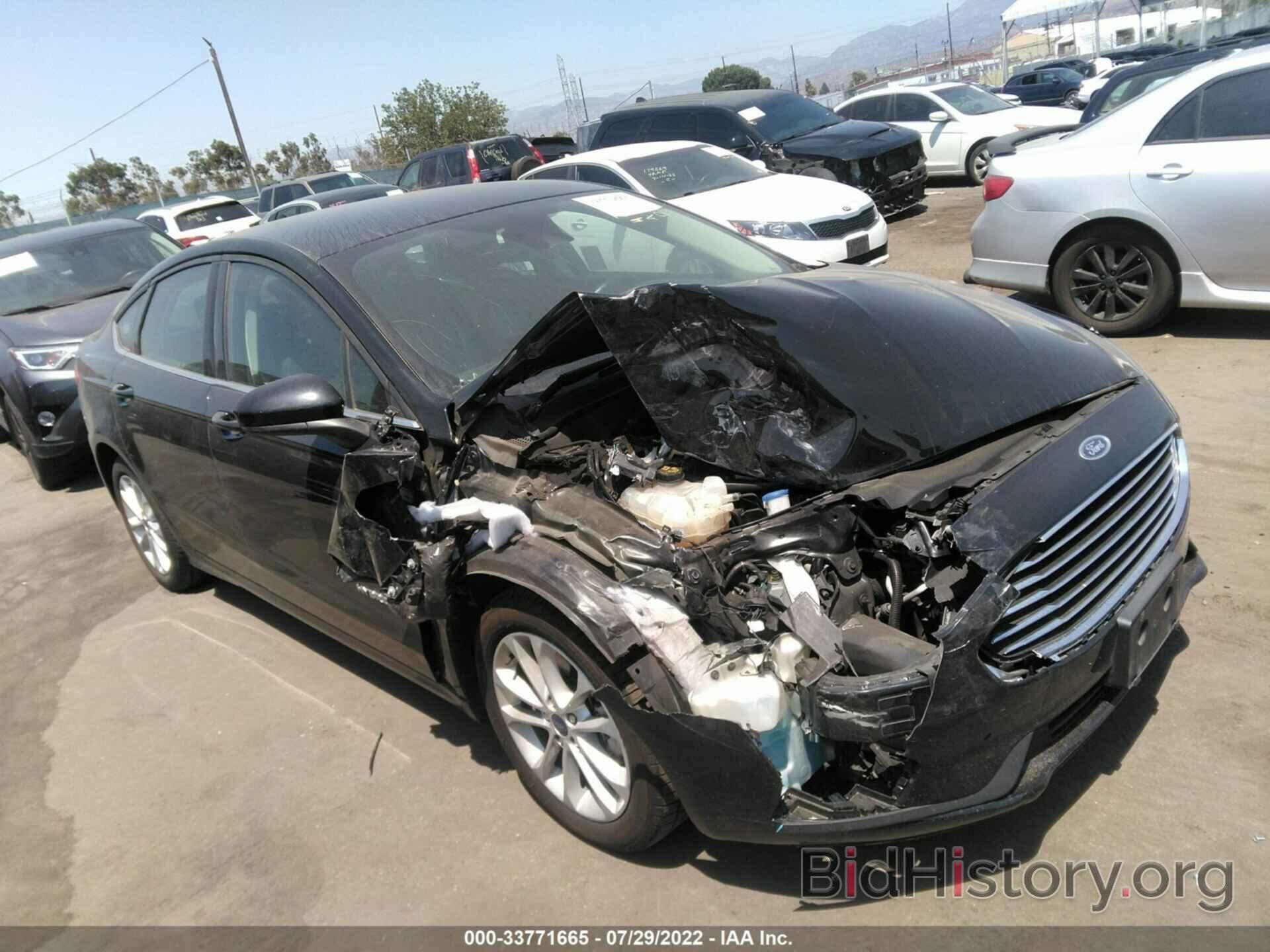 Photo 3FA6P0LU6KR200006 - FORD FUSION HYBRID 2019