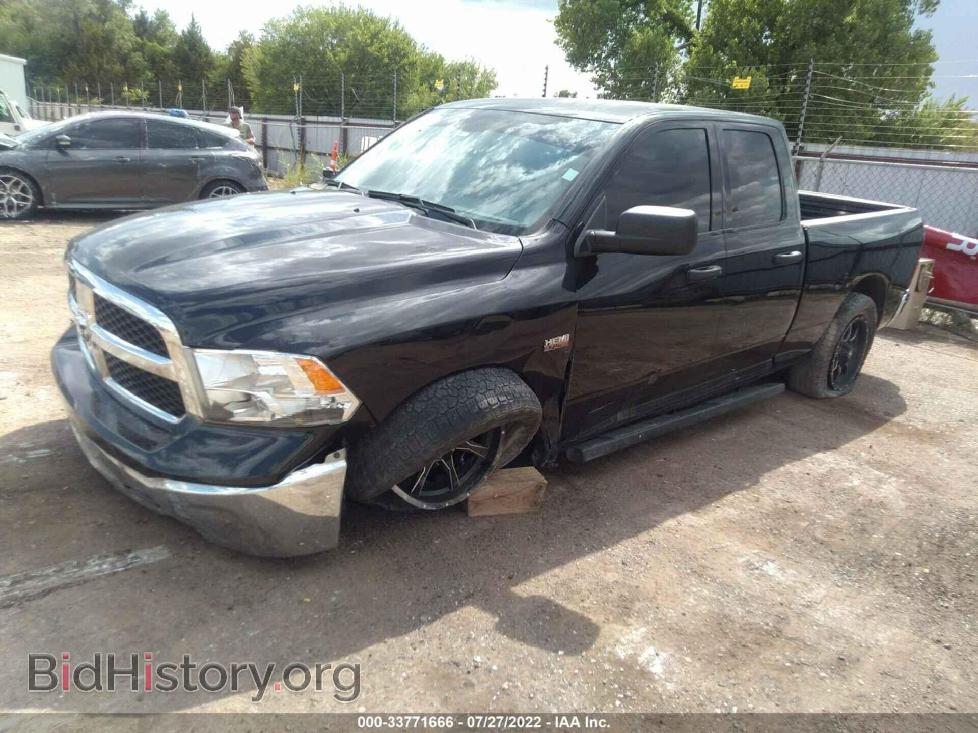 2019 RAM 1500 CLASSIC - VIN: 1C6RR6FT4KS562984 - Фото 2