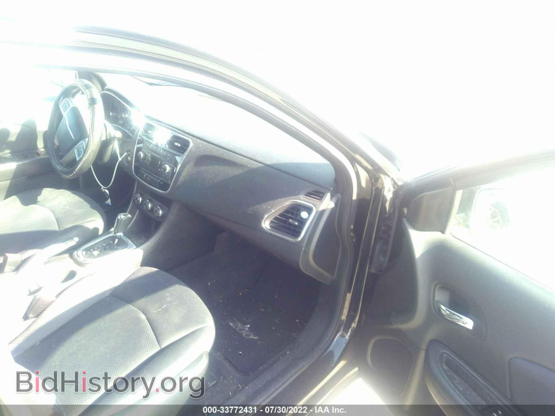 2013 CHRYSLER 200 - VIN: 1C3CCBBB1DN694757 - Photo 5
