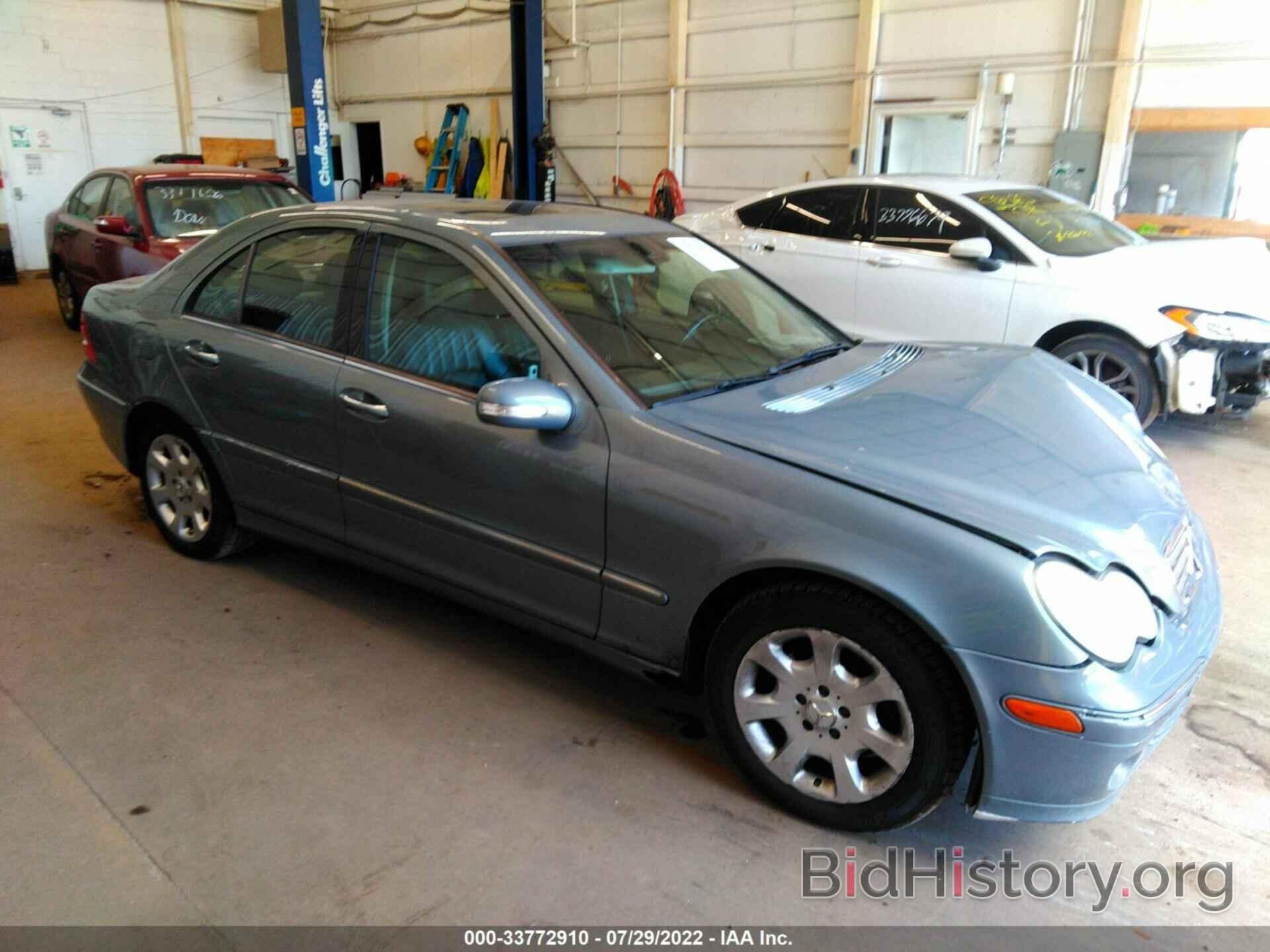 Photo WDBRF92H06F774525 - MERCEDES-BENZ C-CLASS 2006