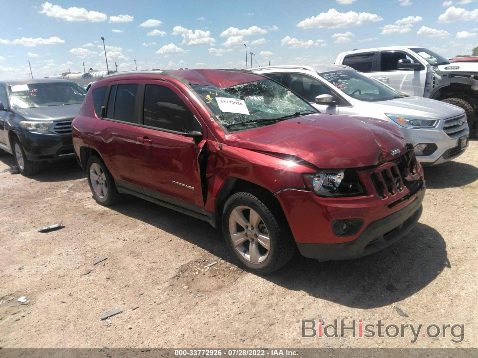 Photo 1C4NJCBA4HD124027 - JEEP COMPASS 2017