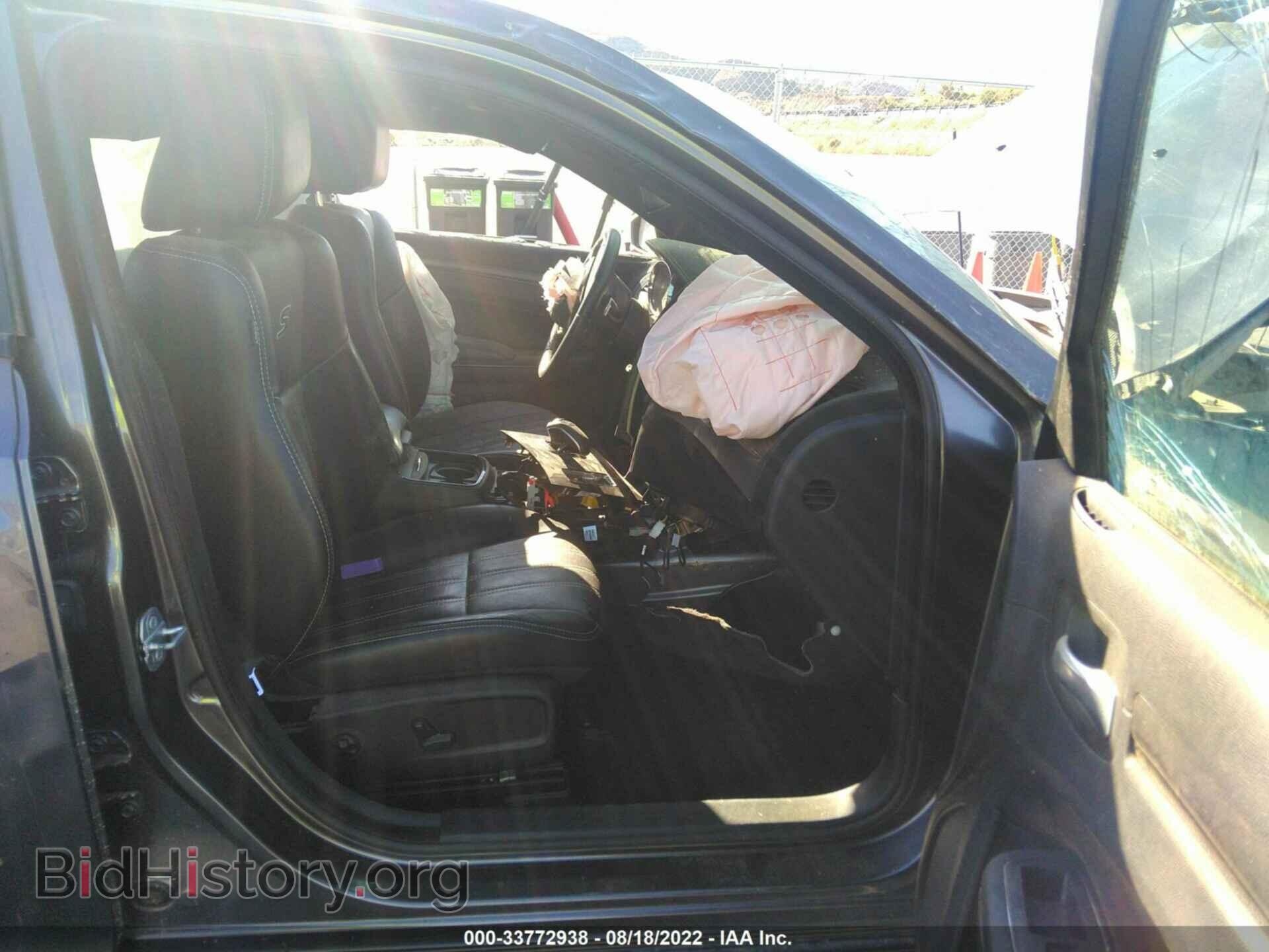 2014 CHRYSLER 300 - VIN: 2C3CCABG6EH358246 - Фото 5