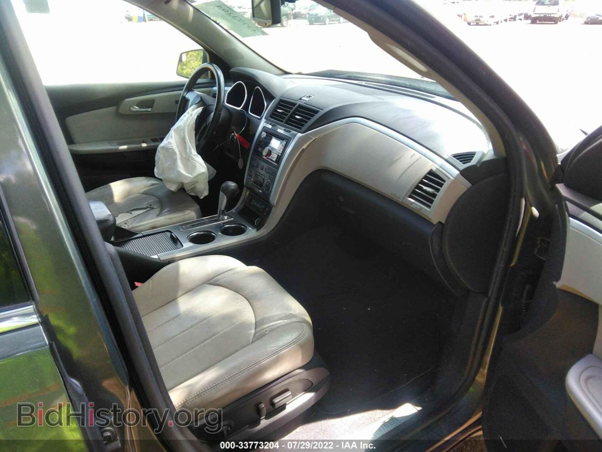2011 CHEVROLET TRAVERSE - VIN: 1GNKRLED7BJ227900 - Фото 5