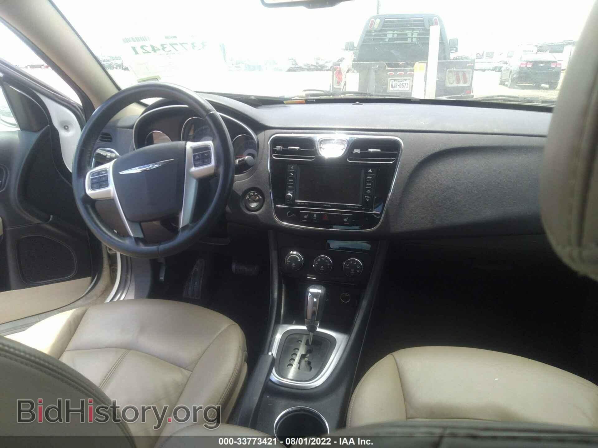 2011 CHRYSLER 200 - VIN: 1C3BC2FB5BN582238 - Фото 5