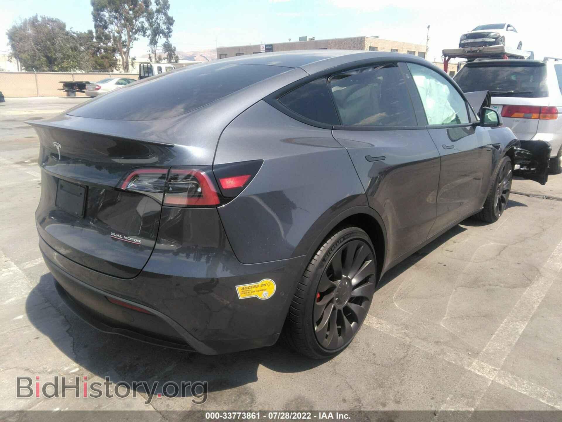 2022 TESLA MODEL Y - VIN: 7SAYGDEF2NF344024 - Фото 4