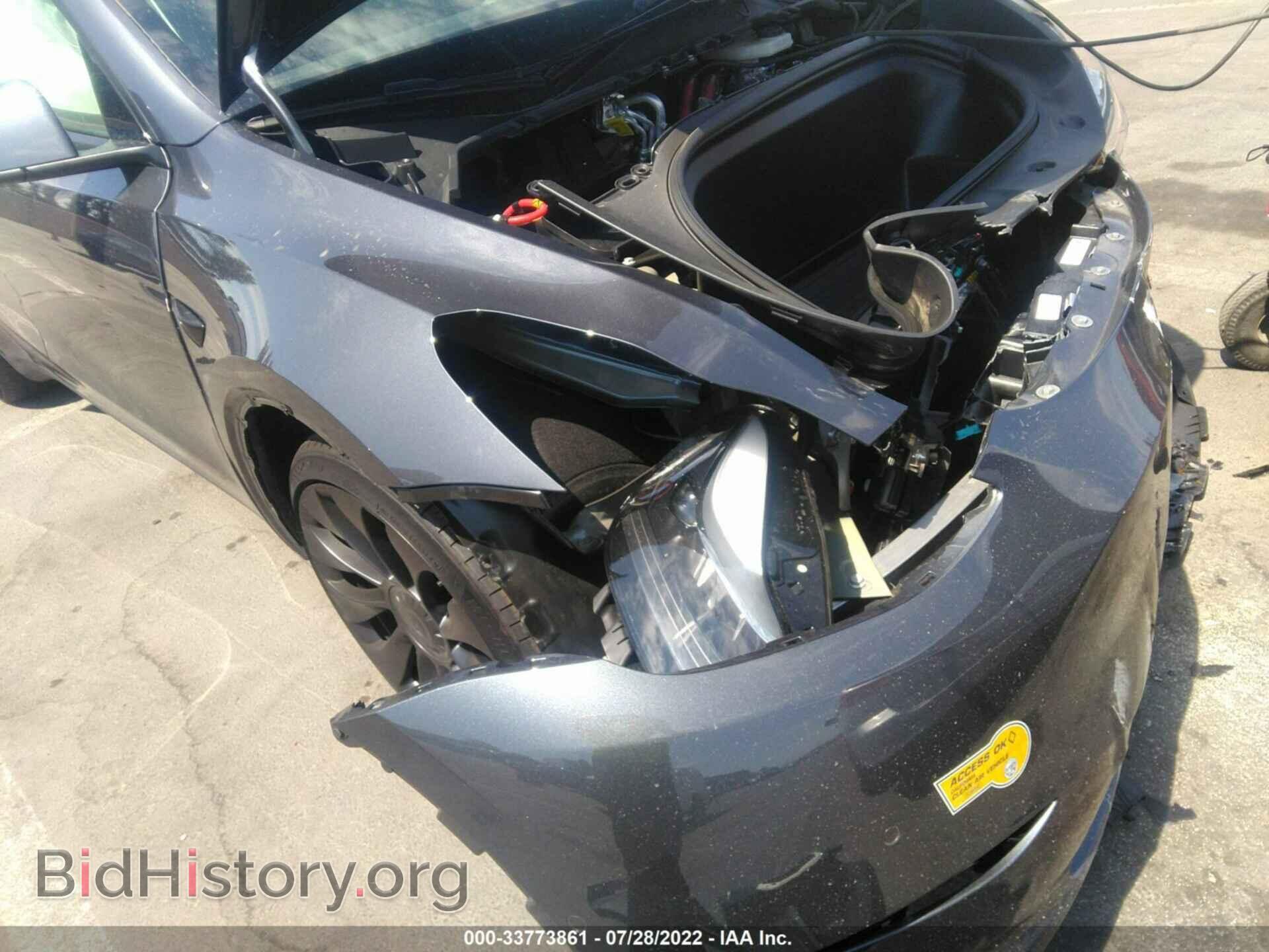 2022 TESLA MODEL Y - VIN: 7SAYGDEF2NF344024 - Фото 6