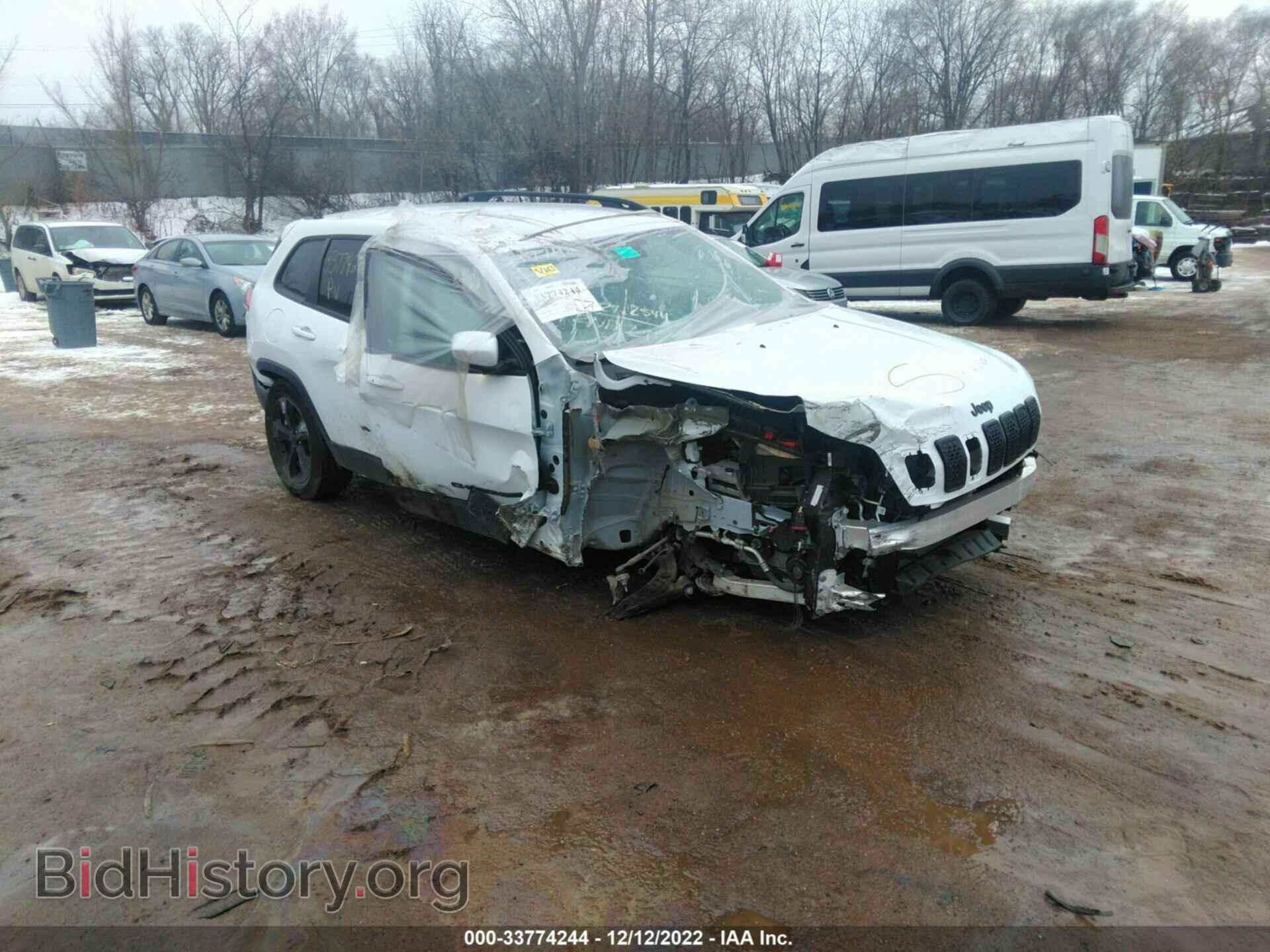 Фотография 1C4PJMLB2MD242061 - JEEP CHEROKEE 2021