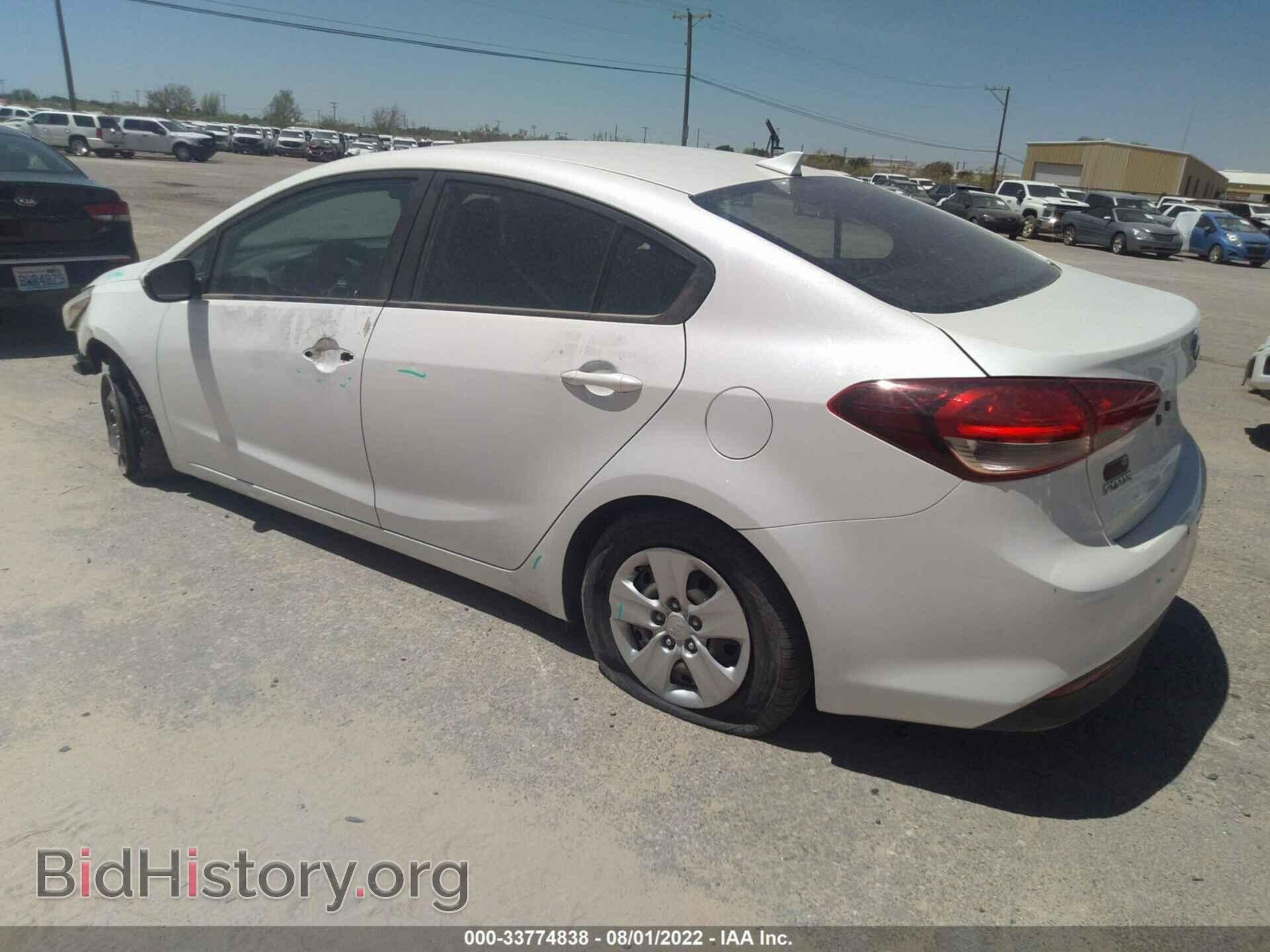 2017 KIA FORTE - VIN: 3KPFL4A77HE083806 - Фото 3