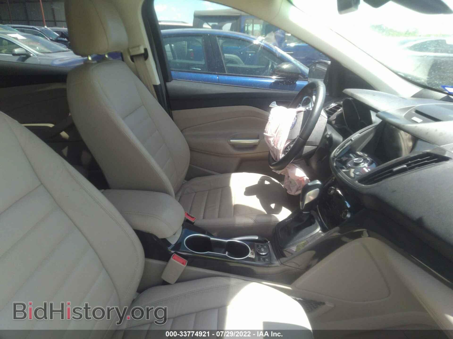 2016 FORD ESCAPE - VIN: 1FMCU0J90GUB06672 - Фото 5