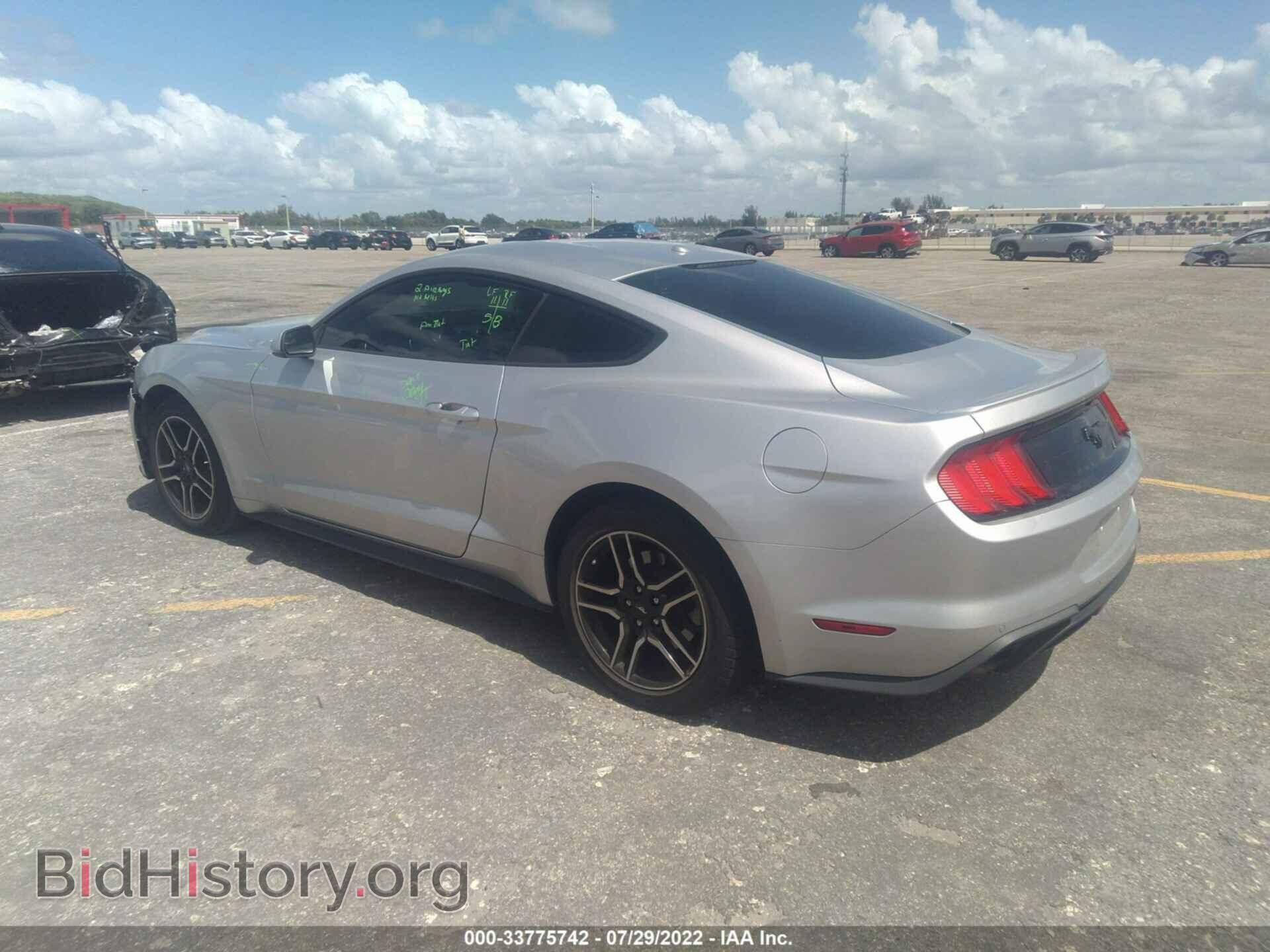 2018 FORD MUSTANG - VIN: 1FA6P8TH8J5115672 - Фото 3