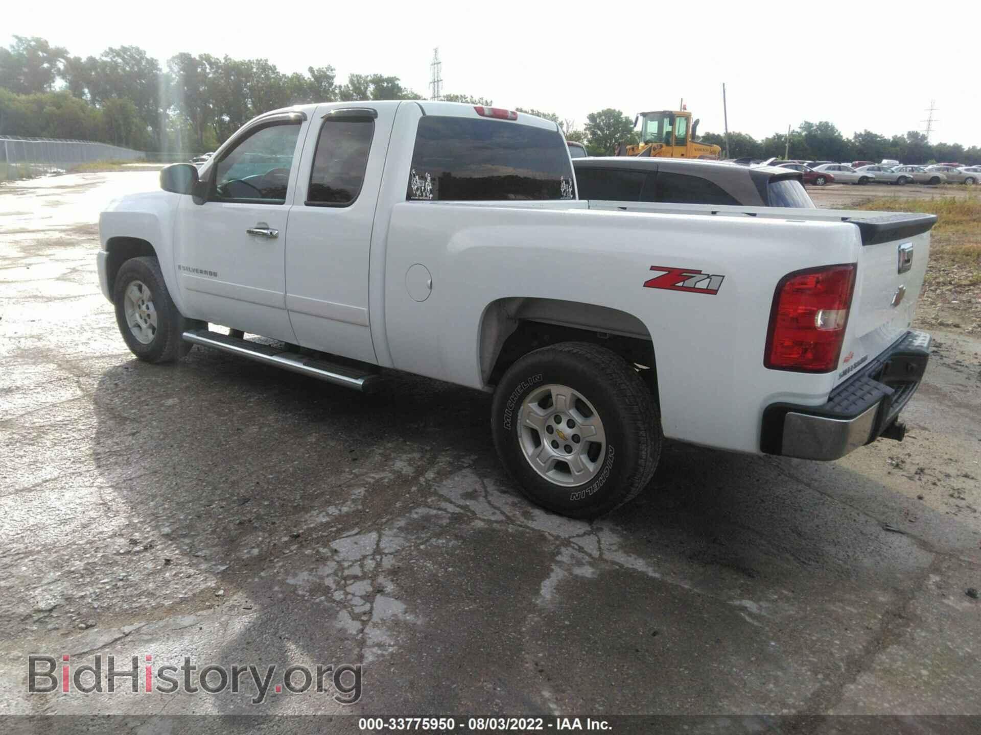 2007 CHEVROLET SILVERADO 1500 - VIN: 2GCEC19J571583016 - Фото 3