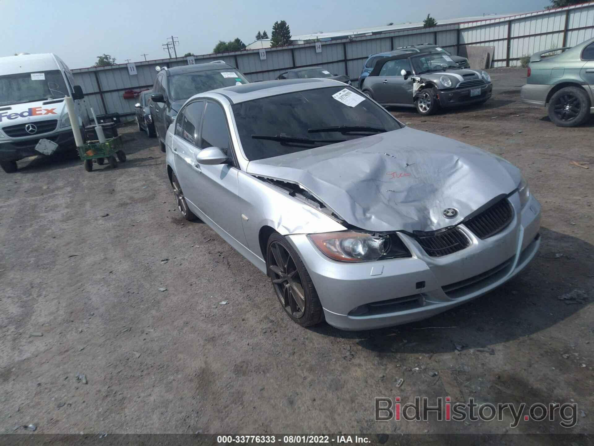 Photo WBAVC73588A236489 - BMW 3 SERIES 2008