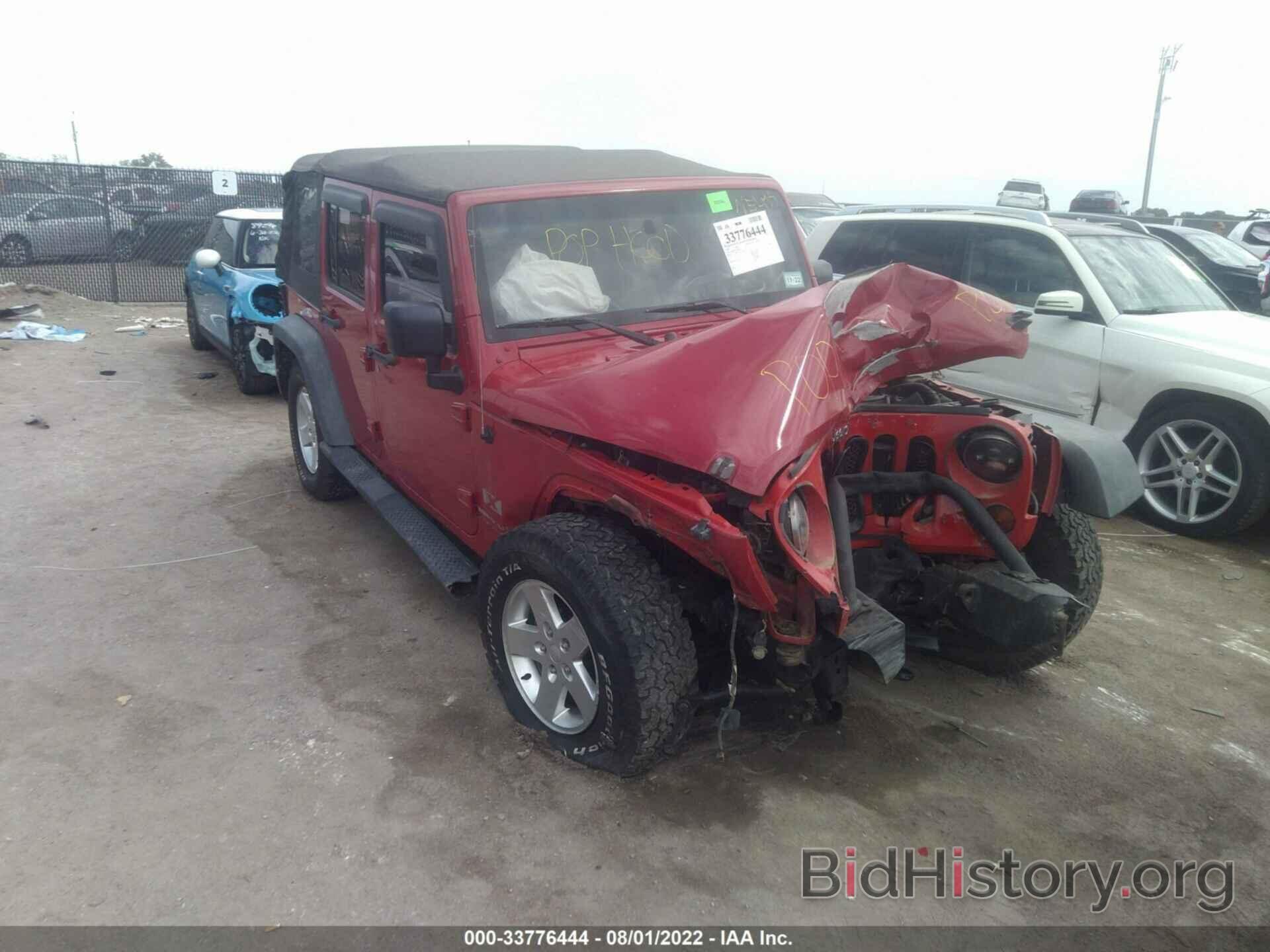 Photo 1J4GB39169L705381 - JEEP WRANGLER UNLIMITED 2009