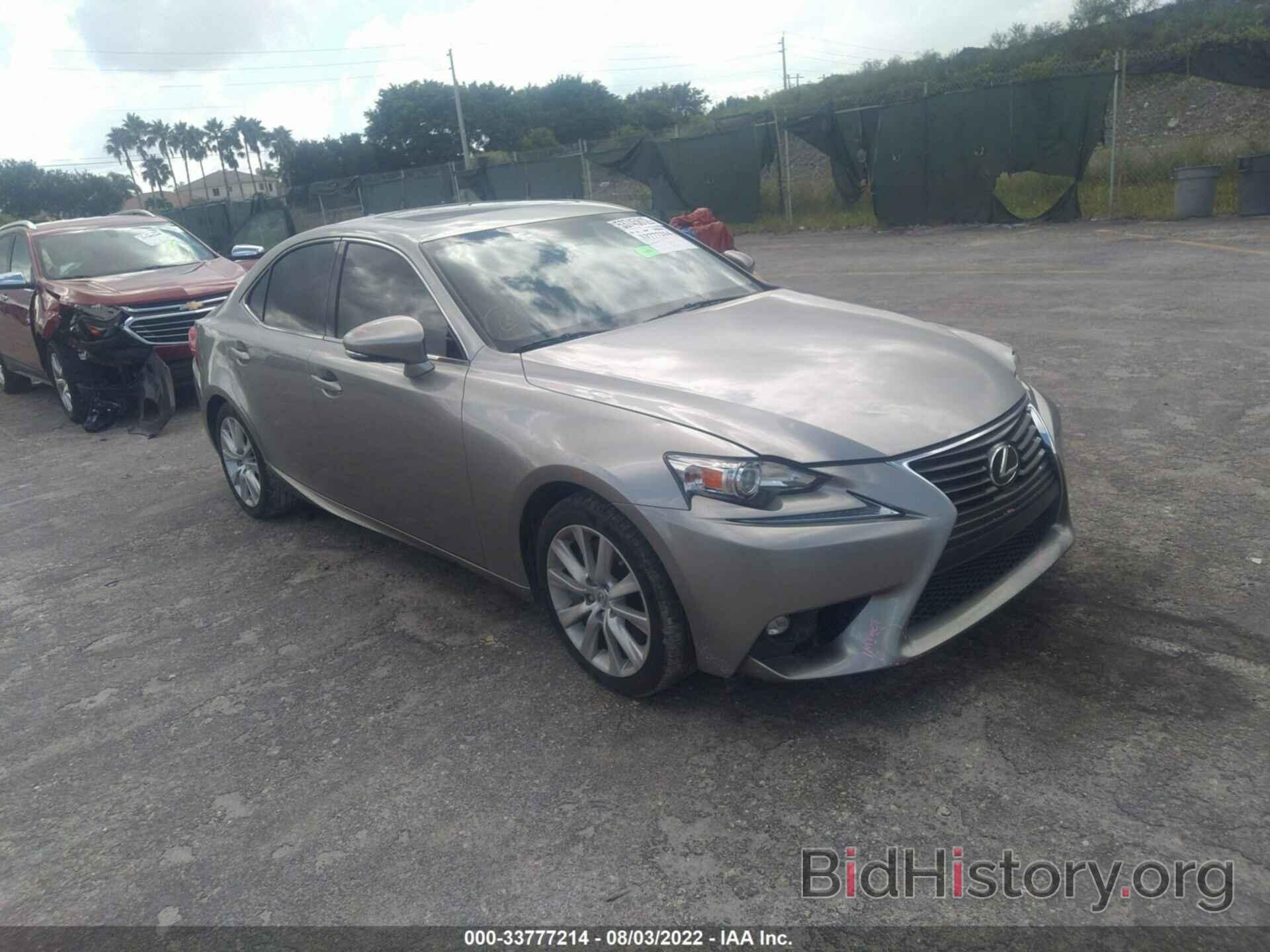 Photo JTHBA1D20G5008151 - LEXUS IS 200T 2016