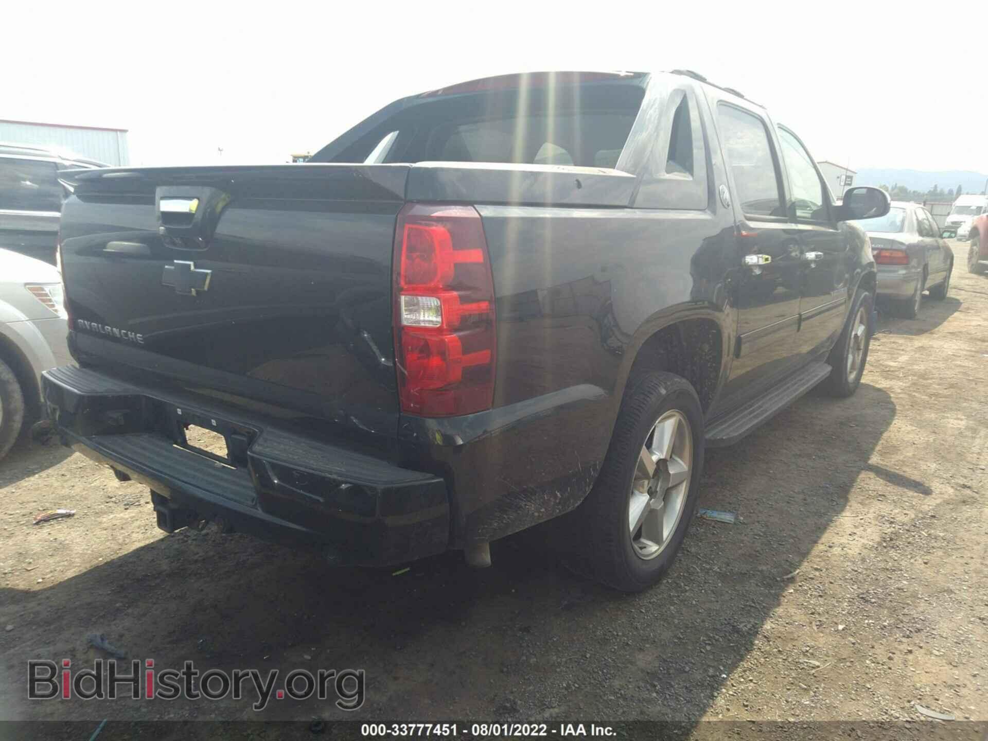 2013 CHEVROLET AVALANCHE - VIN: 3GNTKFE79DG369786 - Фото 4