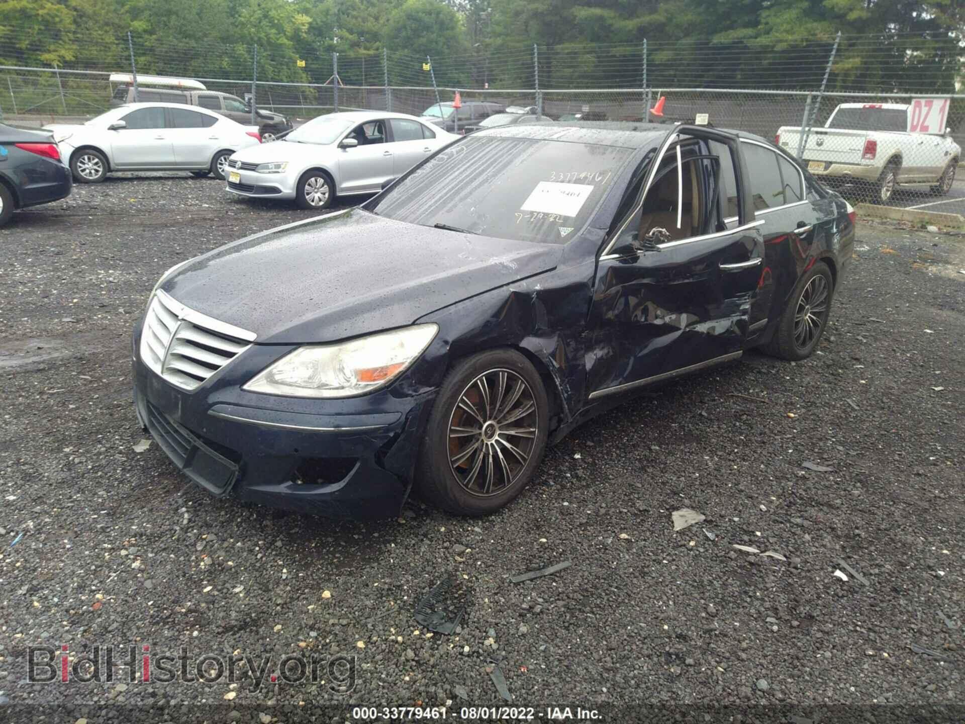2011 HYUNDAI GENESIS - VIN: KMHGC4DFXBU118348 - Фото 2