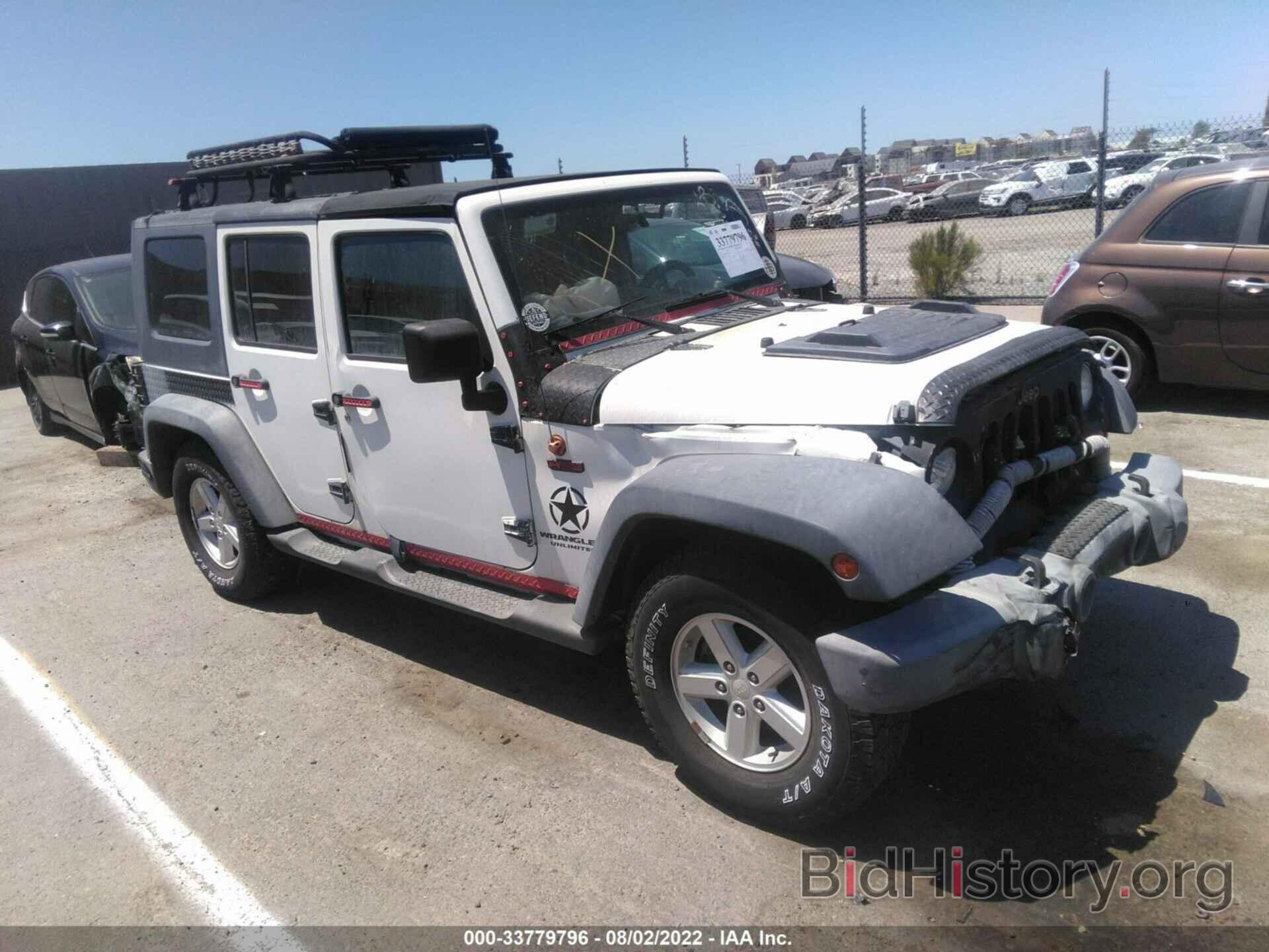 Photo 1J4GB39197L179745 - JEEP WRANGLER 2007