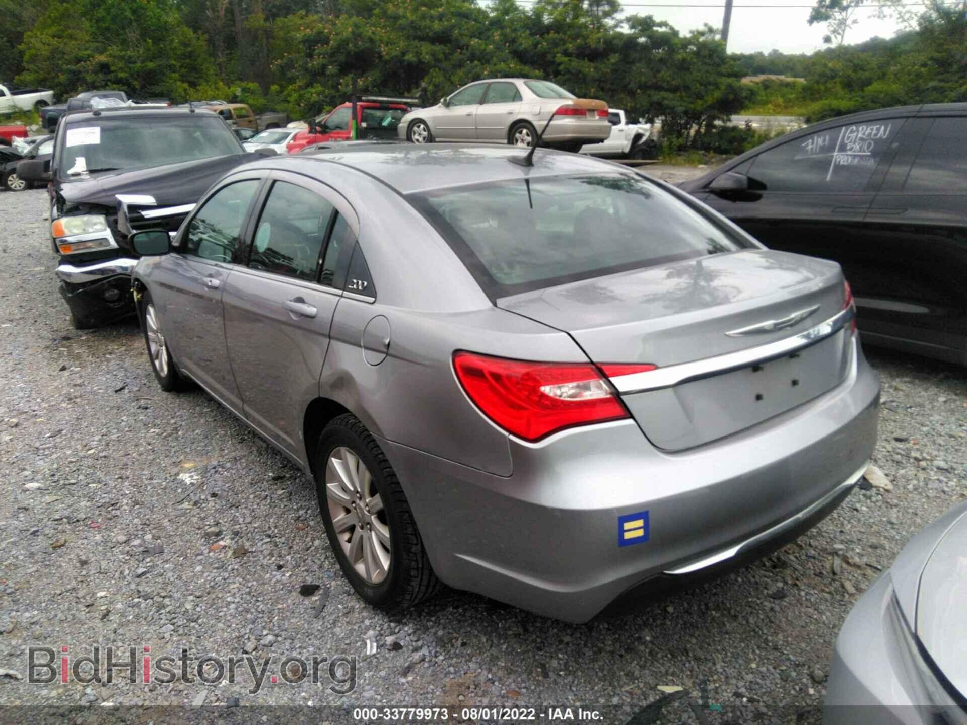 2013 CHRYSLER 200 - VIN: 1C3CCBBB2DN743738 - Photo 3