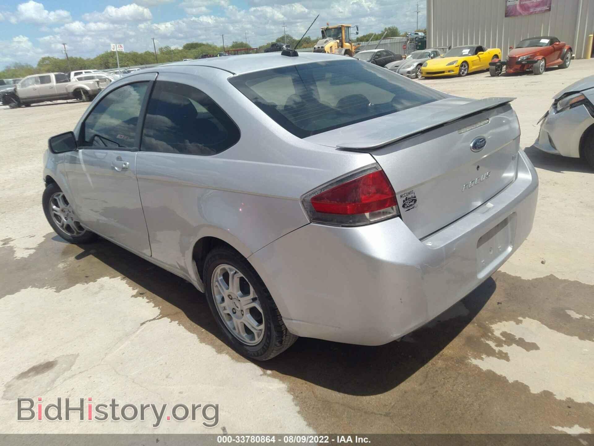 2009 FORD FOCUS - VIN: 1FAHP32N39W157966 - Фото 3