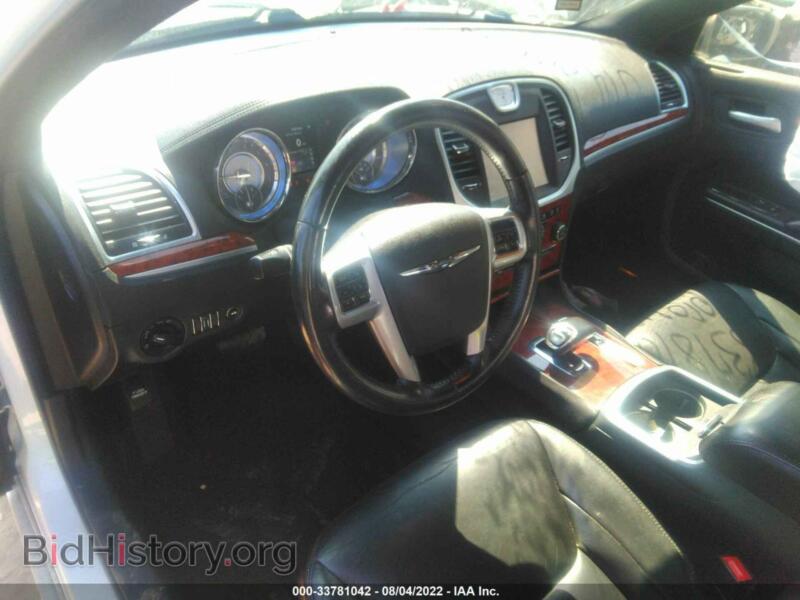 2014 Chrysler 300 (VIN 2C3CCAAG0EH140790) — photo 5 of 11