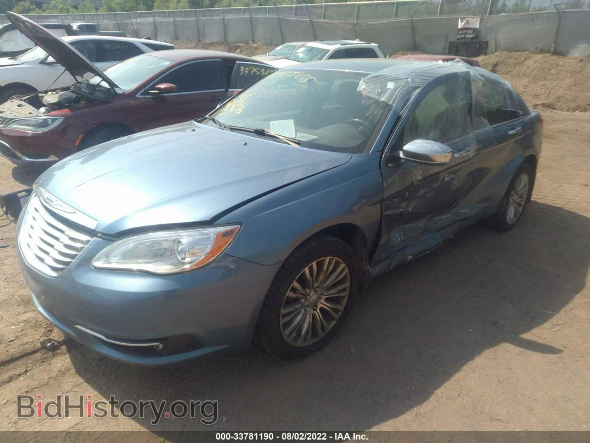 2011 CHRYSLER 200 - VIN: 1C3BC2FB9BN615290 - Фото 2
