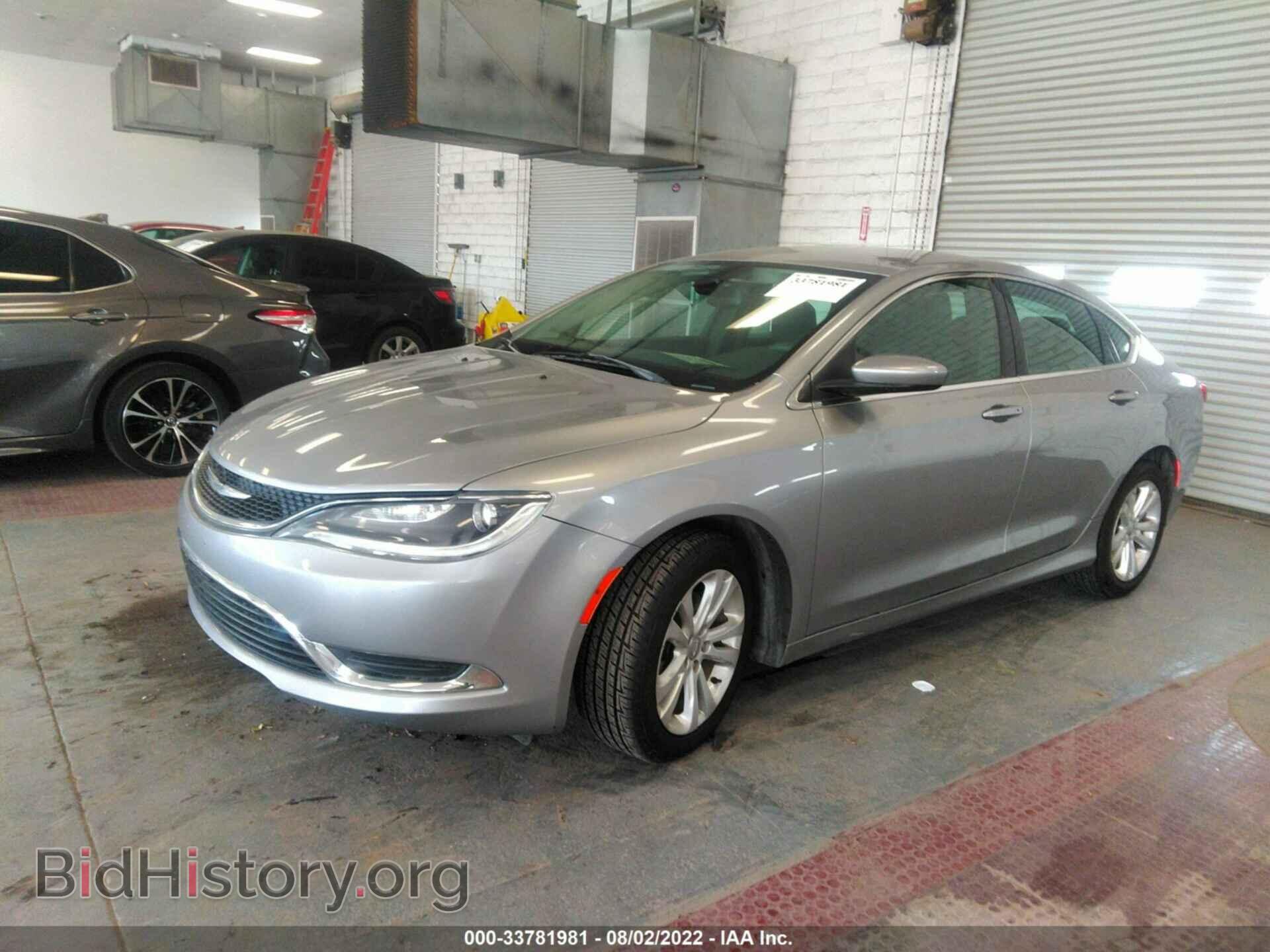 2015 CHRYSLER 200 - VIN: 1C3CCCAB3FN735142 - Фото 2
