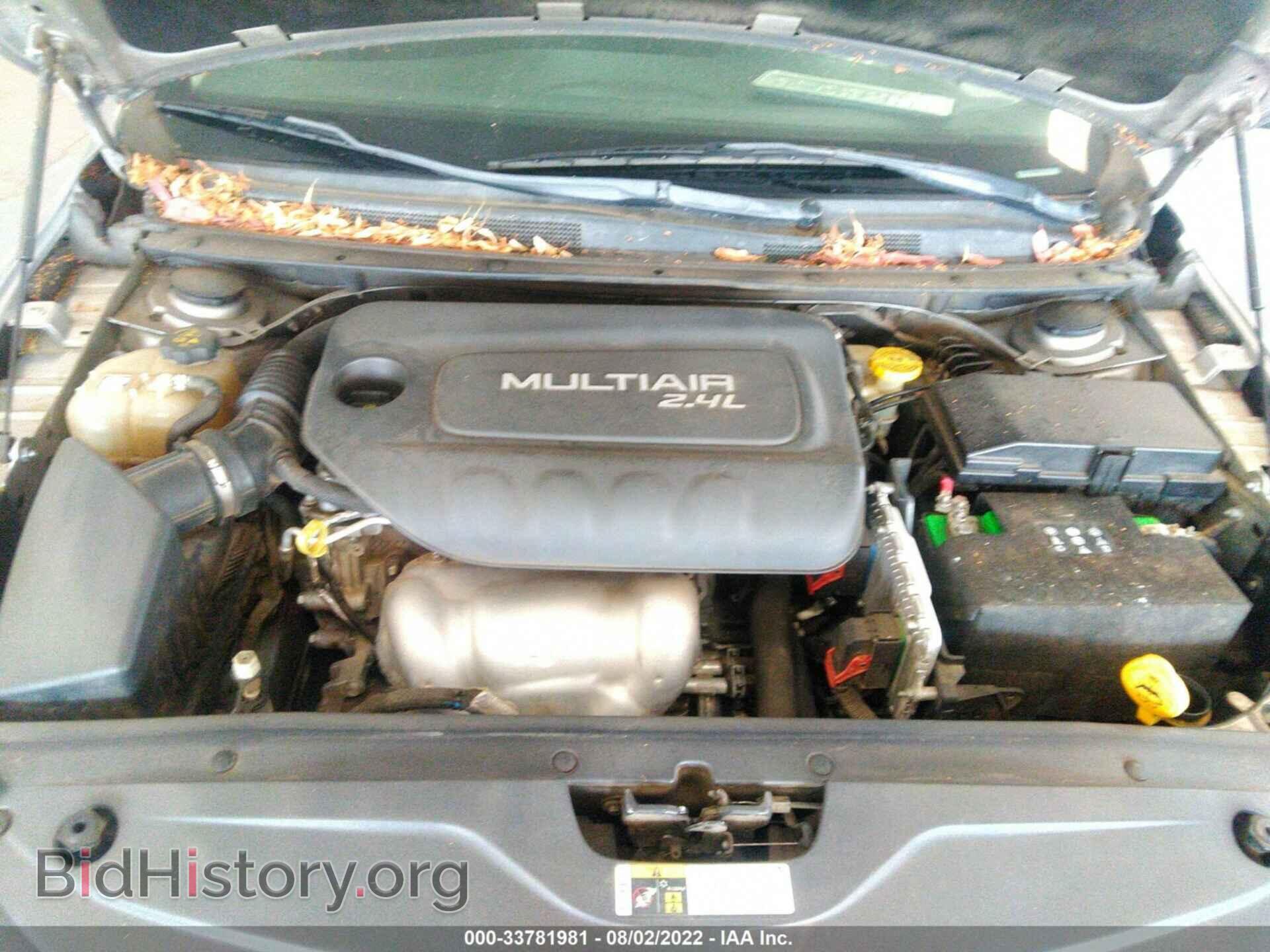 2015 CHRYSLER 200 - VIN: 1C3CCCAB3FN735142 - Фото 10