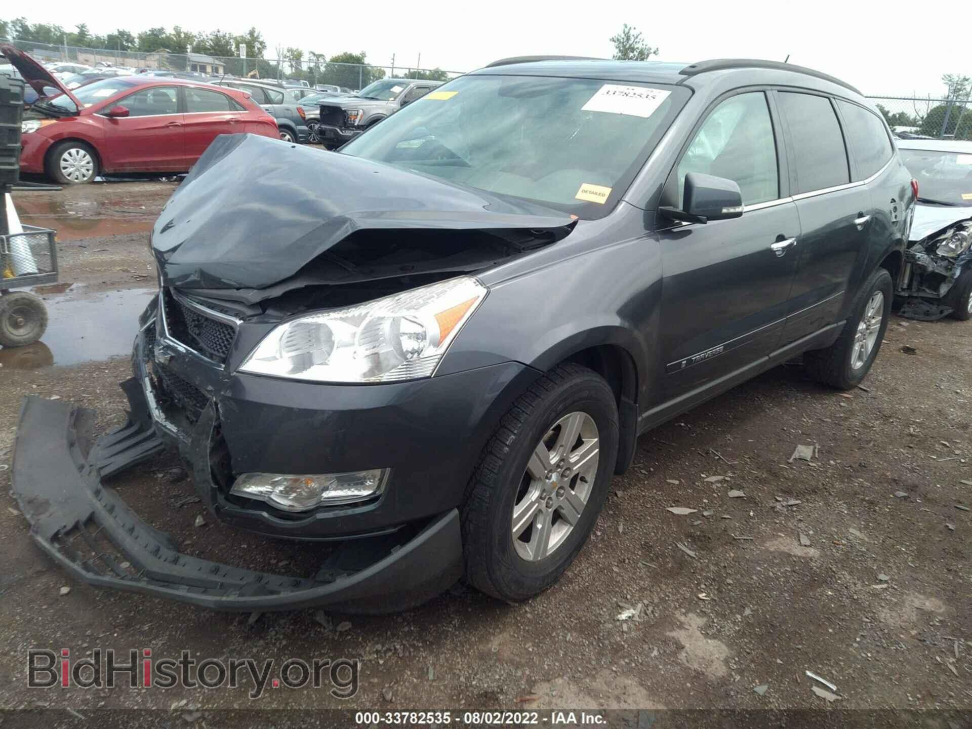 2009 CHEVROLET TRAVERSE - VIN: 1GNER23D39S104657 - Фото 2