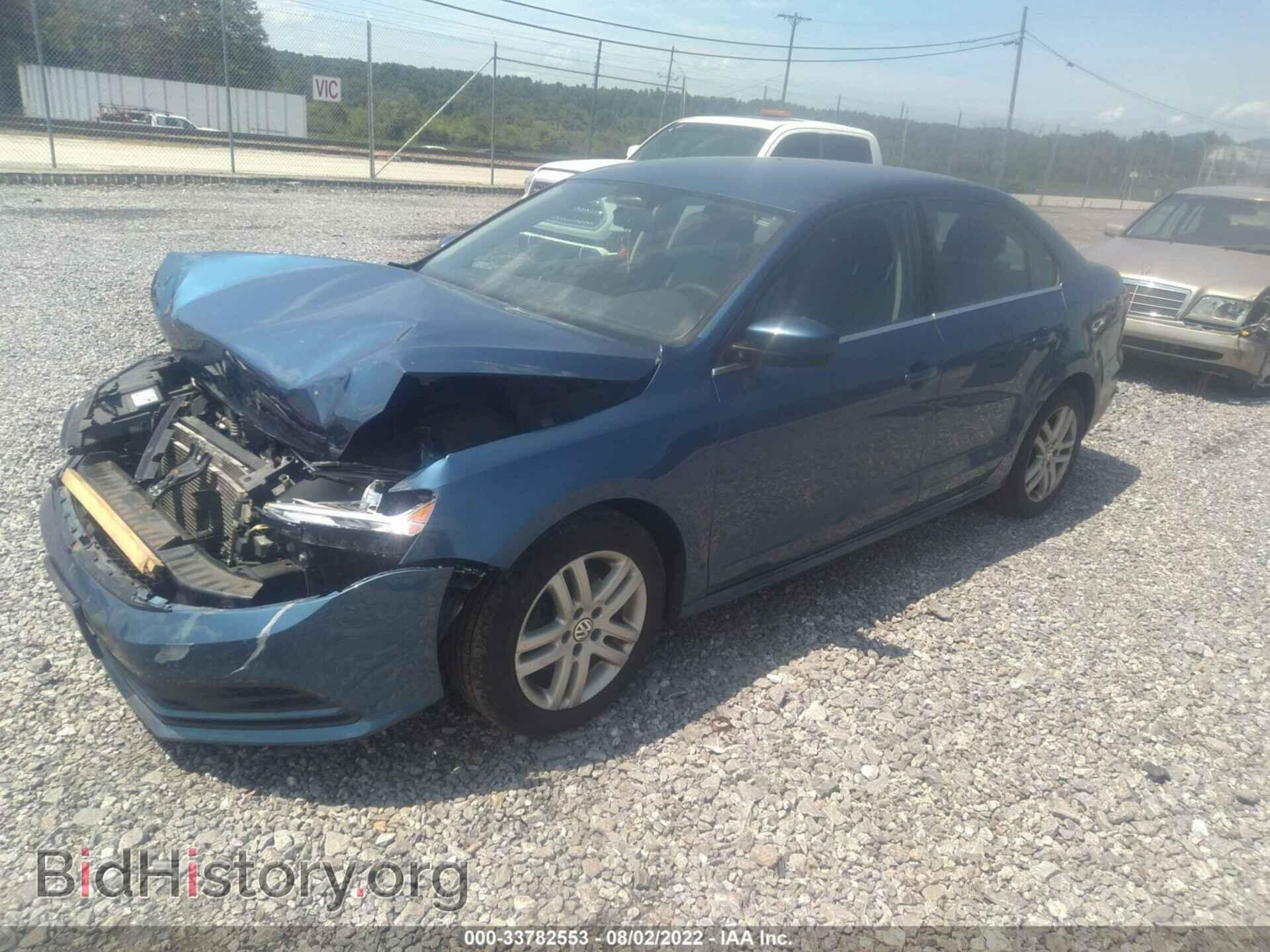 2017 VOLKSWAGEN JETTA - VIN: 3VW2B7AJ3HM245254 - Фото 2