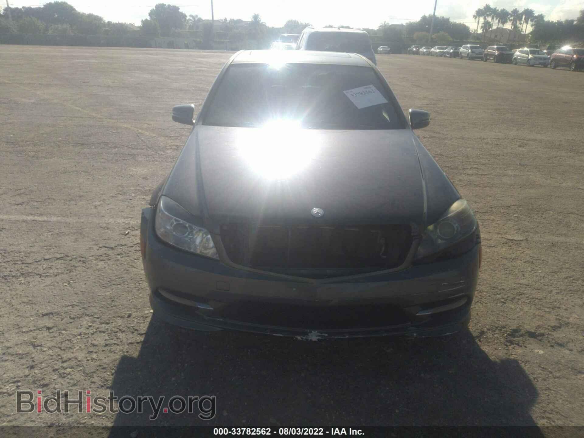 2011 MERCEDES-BENZ C-CLASS - VIN: WDDGF5EB8BA526111 - Фото 6