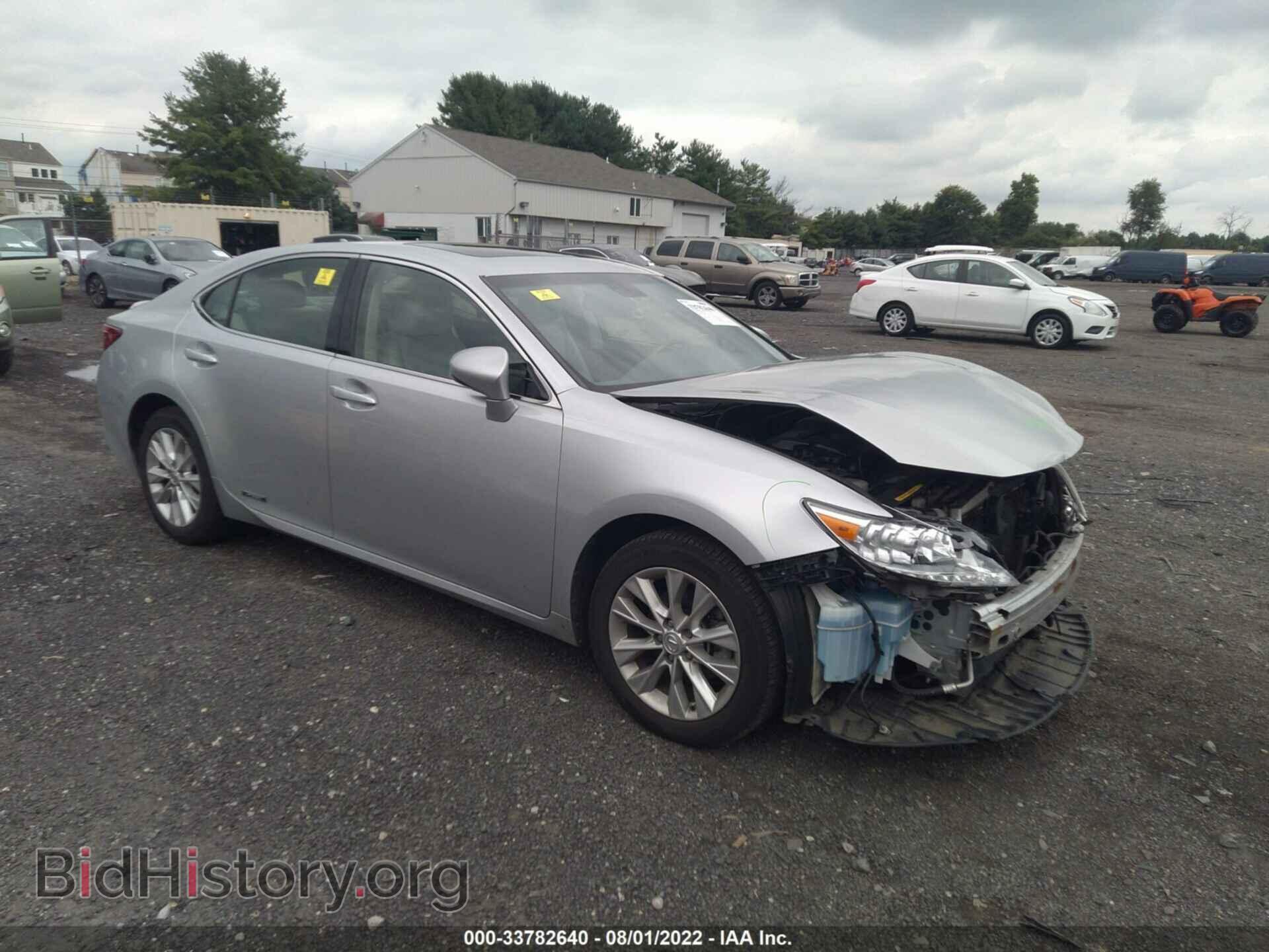 Фотография JTHBW1GG7E2073845 - LEXUS ES 300H 2014