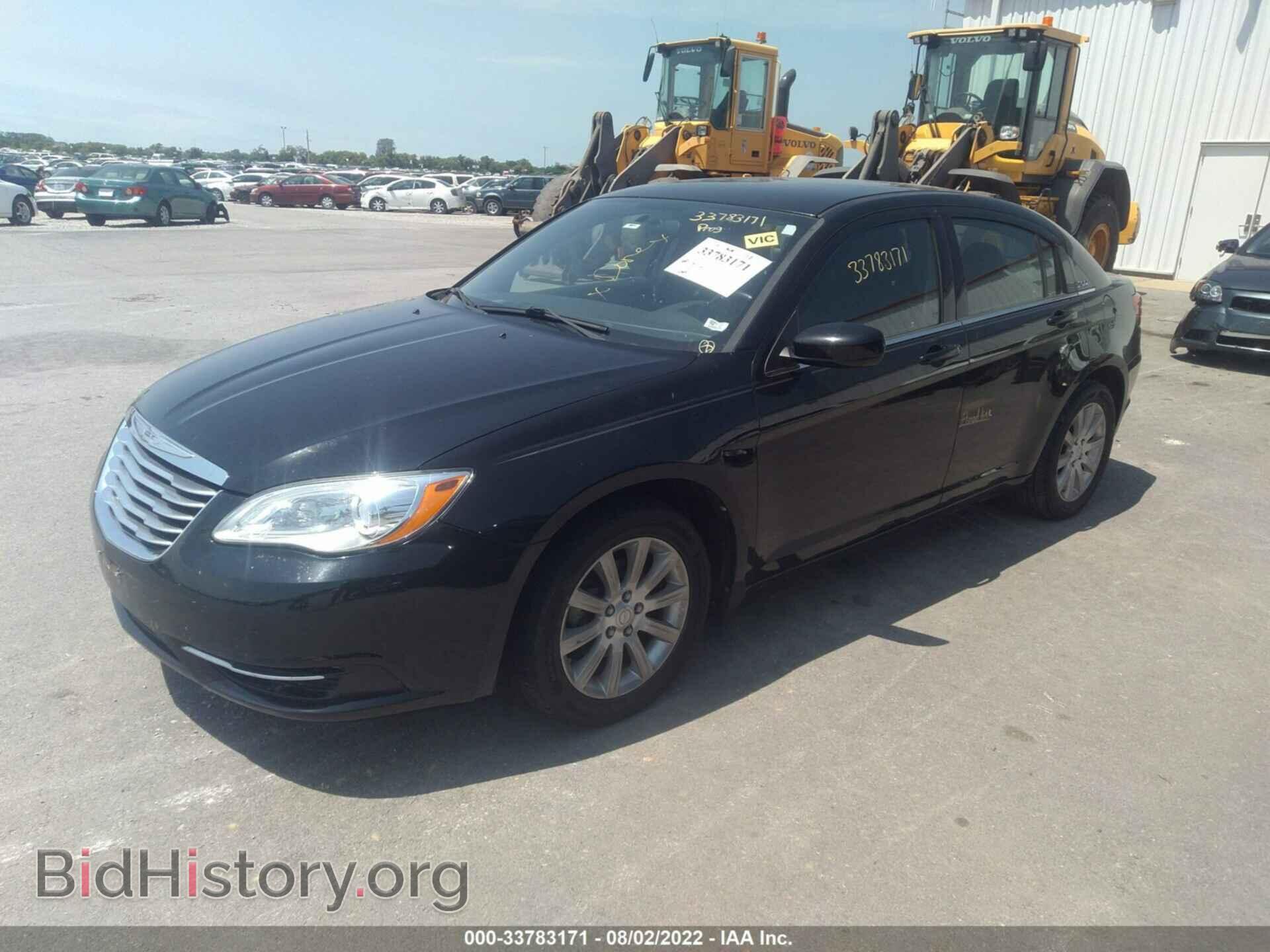 2013 CHRYSLER 200 - VIN: 1C3CCBBB5DN674284 - Photo 2
