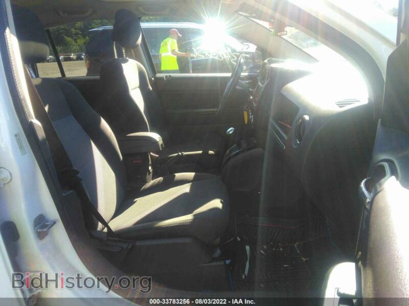 2012 Jeep COMPASS (VIN 1C4NJDEB1CD588122) — photo 5 of 12