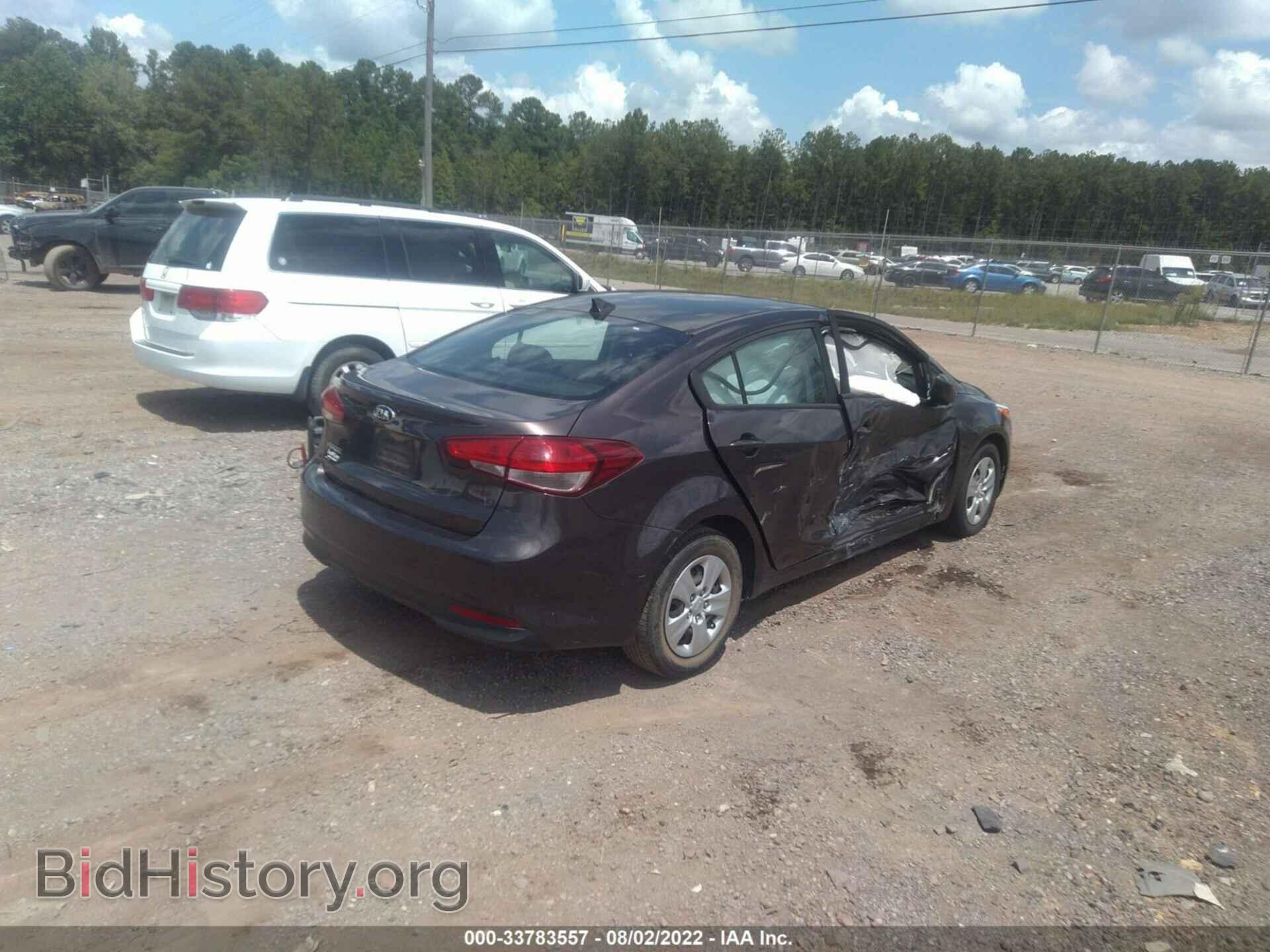 2017 KIA FORTE - VIN: 3KPFK4A73HE133250 - Фото 4