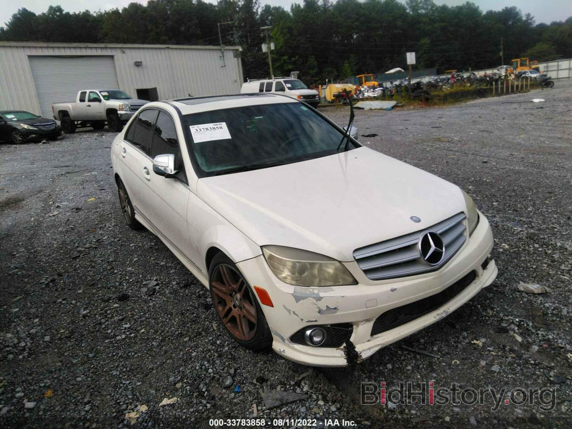 Photo WDDGF81X39R055600 - MERCEDES-BENZ C-CLASS 2009