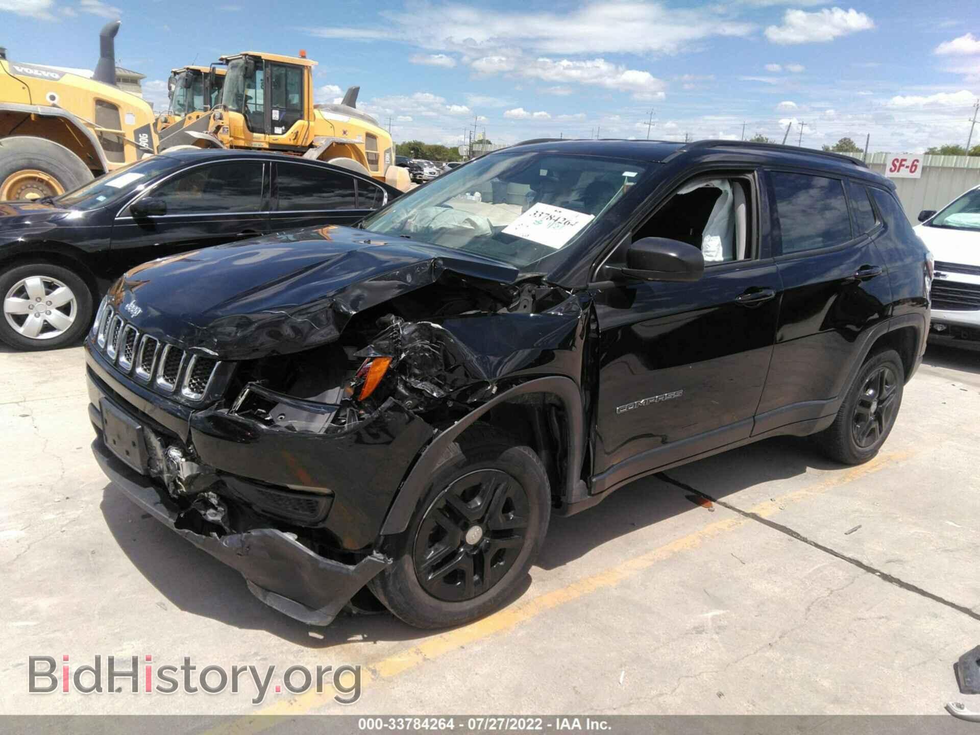 2018 JEEP COMPASS - VIN: 3C4NJCAB3JT271546 - Фото 2