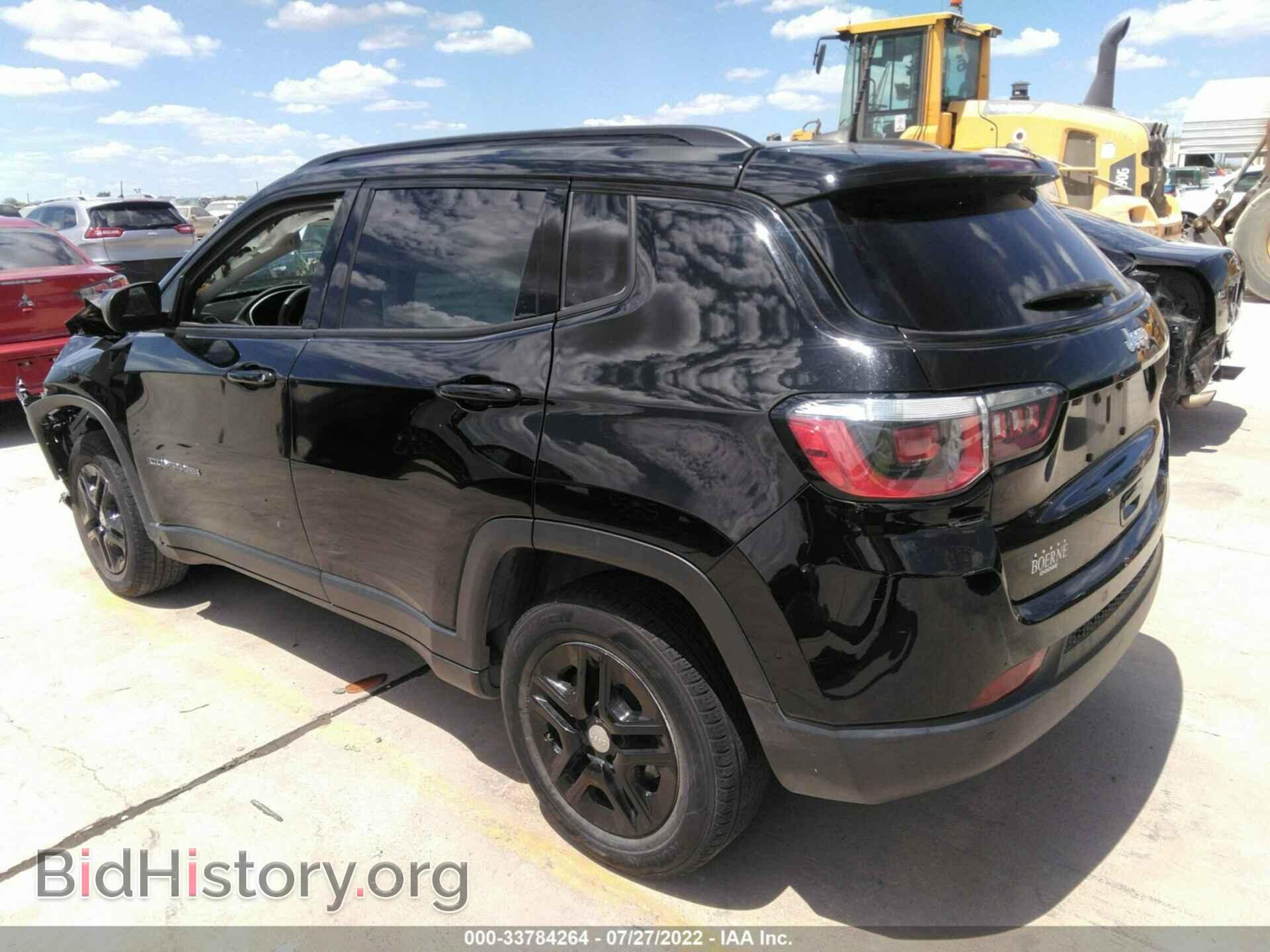 2018 JEEP COMPASS - VIN: 3C4NJCAB3JT271546 - Фото 3