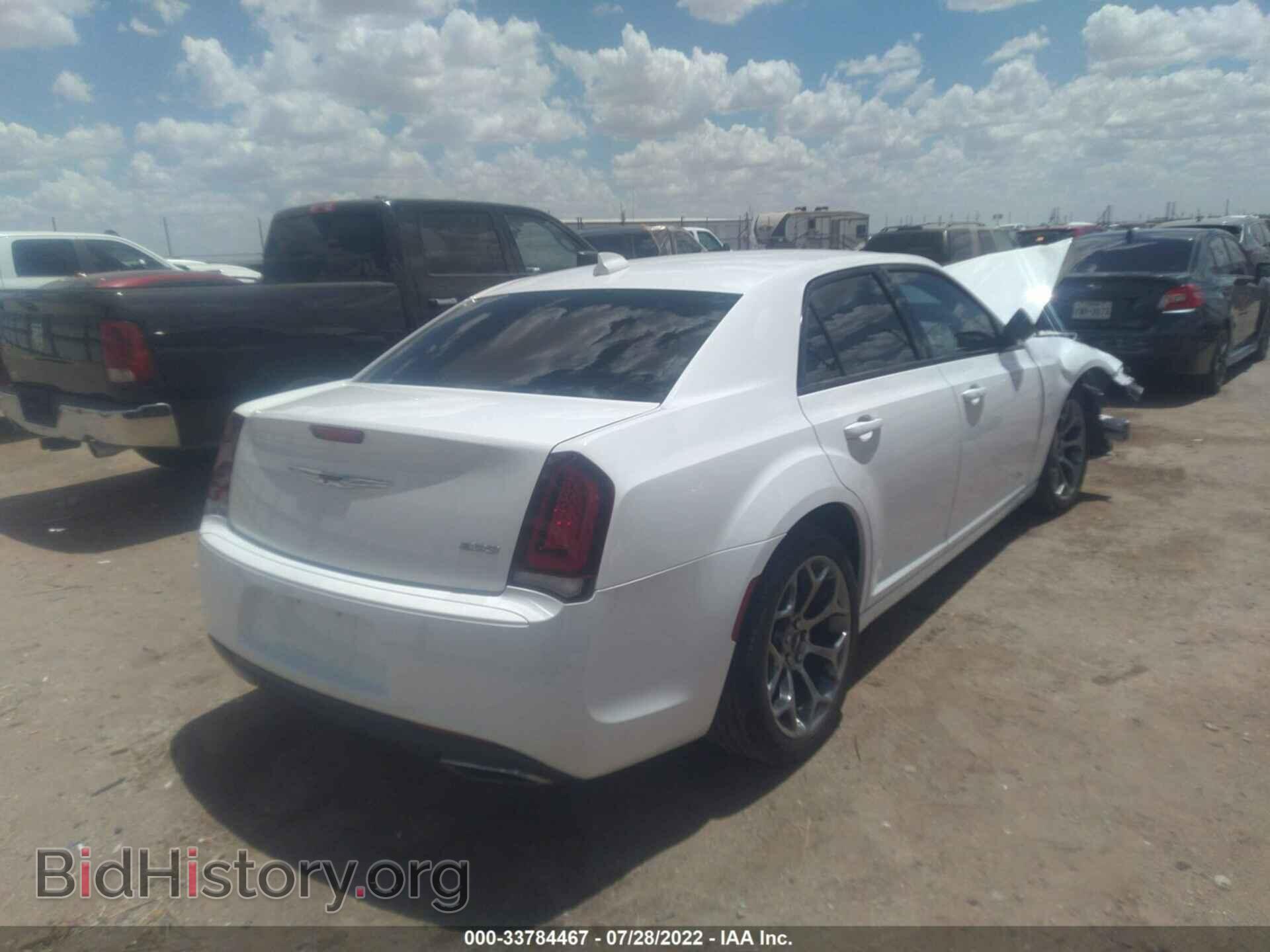 2018 CHRYSLER 300 - VIN: 2C3CCAAGXJH281988 - Фото 4