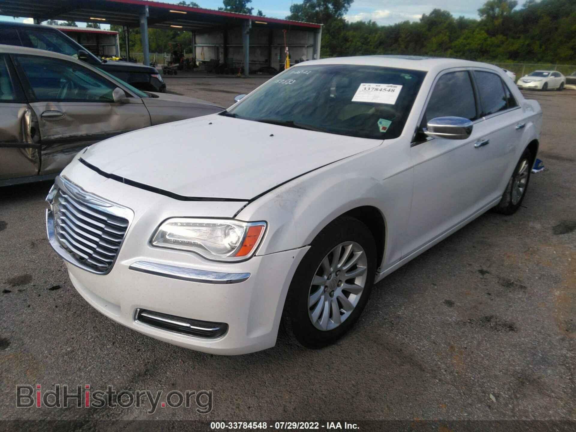 2014 CHRYSLER 300 - VIN: 2C3CCAAG3EH157583 - Photo 2