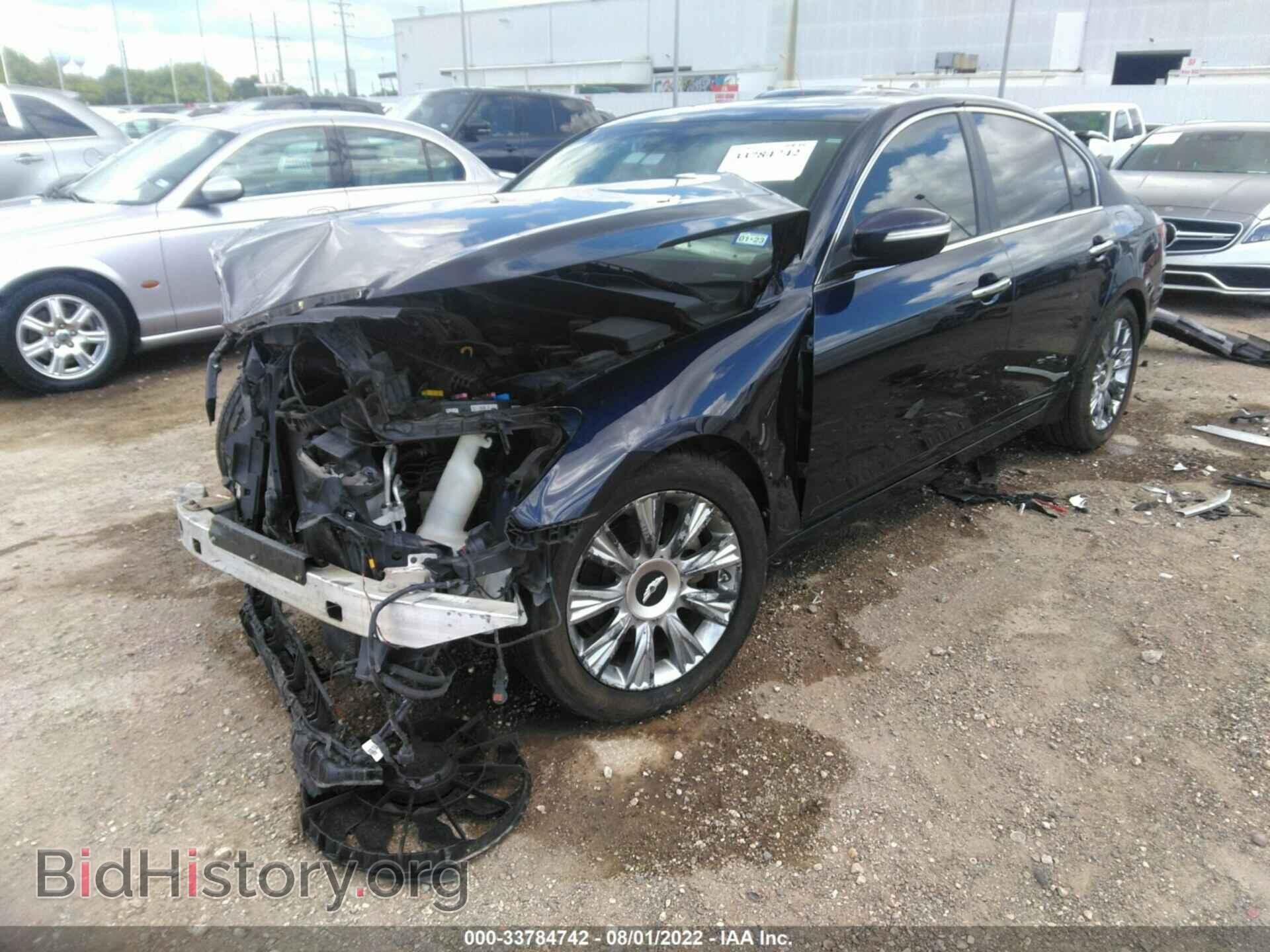2011 HYUNDAI GENESIS - VIN: KMHGC4DE5BU114232 - Фото 2