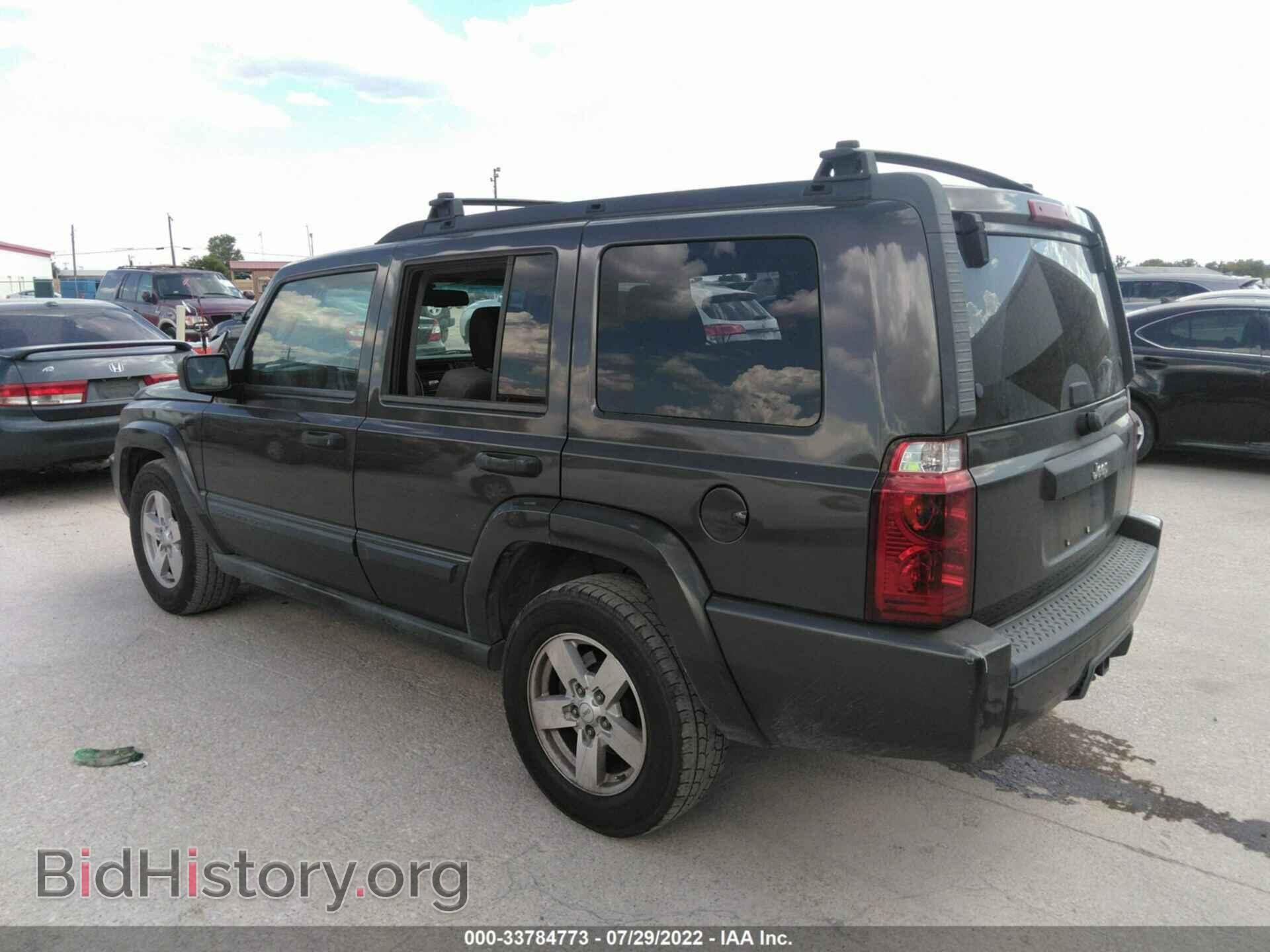 2006 JEEP COMMANDER - VIN: 1J8HH48N56C142007 - Photo 3