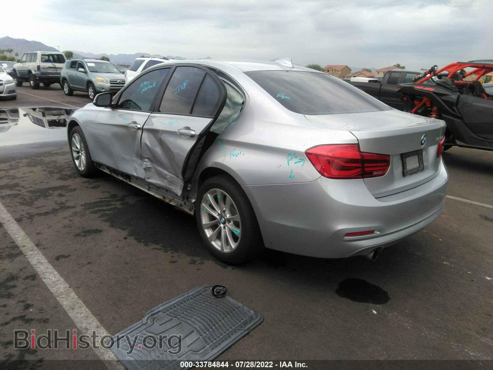 2016 BMW 3 SERIES - VIN: WBA8E1G51GNU10554 - Фото 3