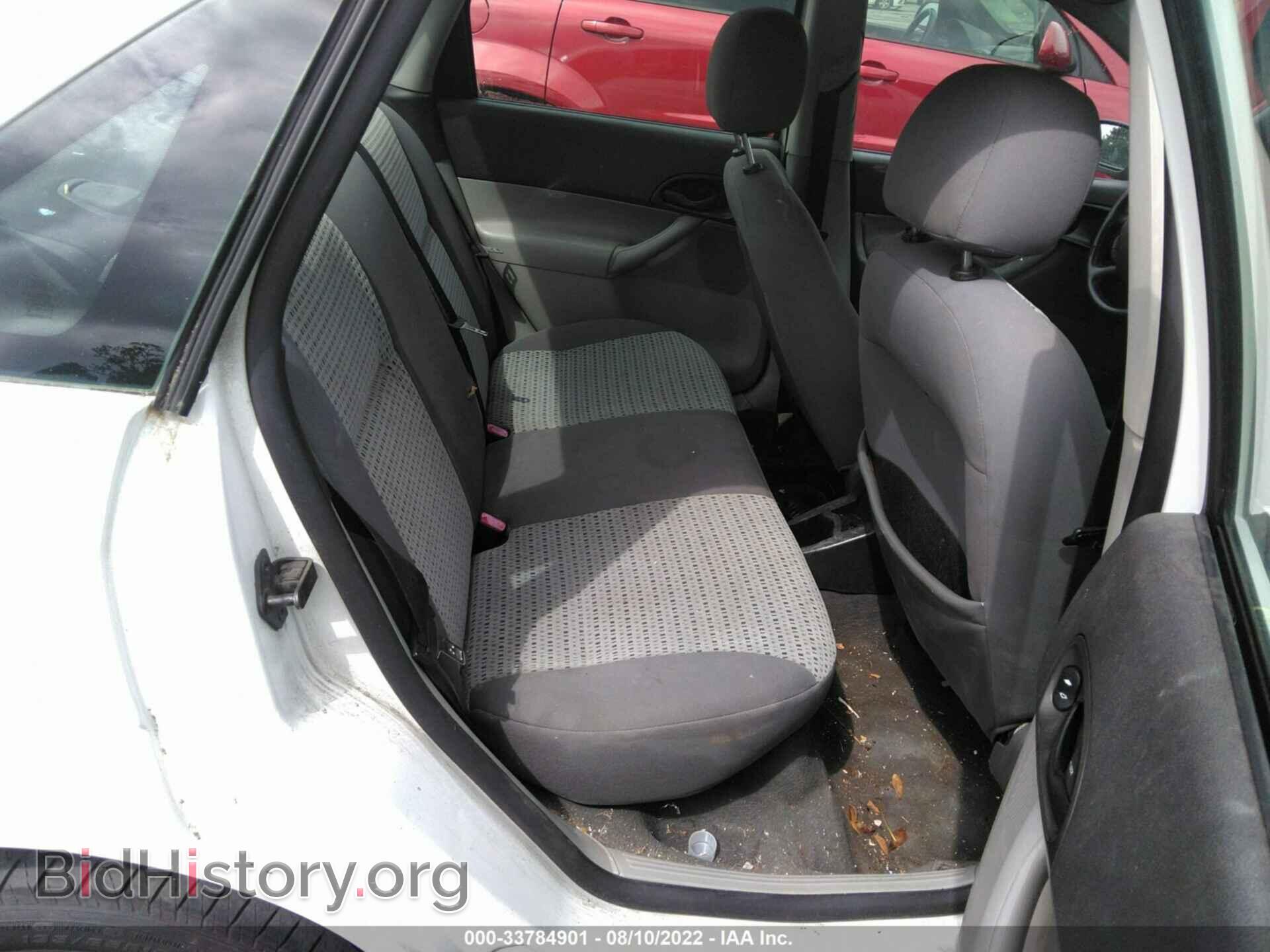2007 FORD FOCUS - VIN: 1FAFP34N57W165214 - Фото 8