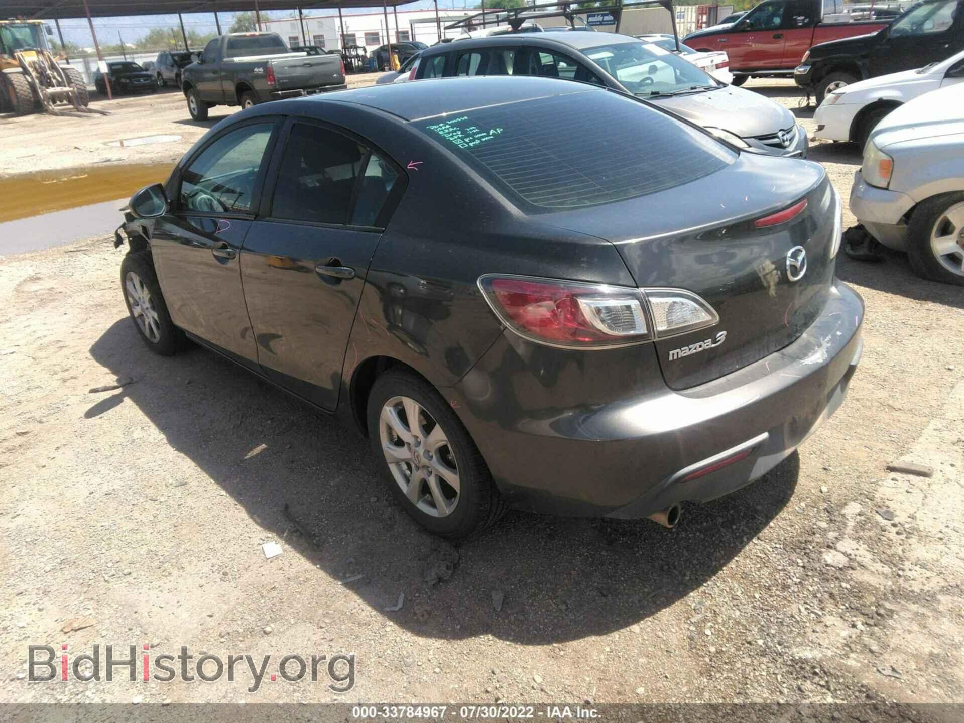 2011 MAZDA MAZDA3 - VIN: JM1BL1VF1B1356263 - Фото 3