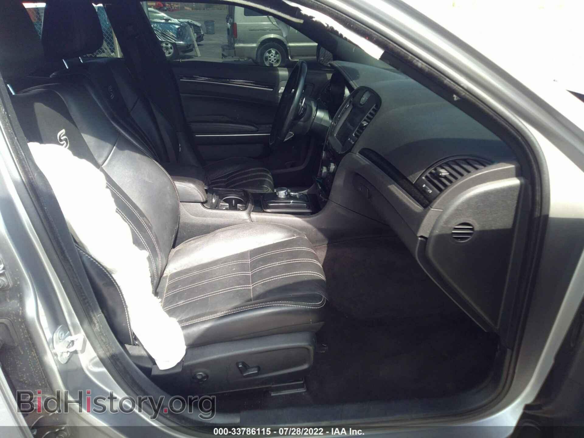 2018 CHRYSLER 300 - VIN: 2C3CCAGG7JH218371 - Photo 5