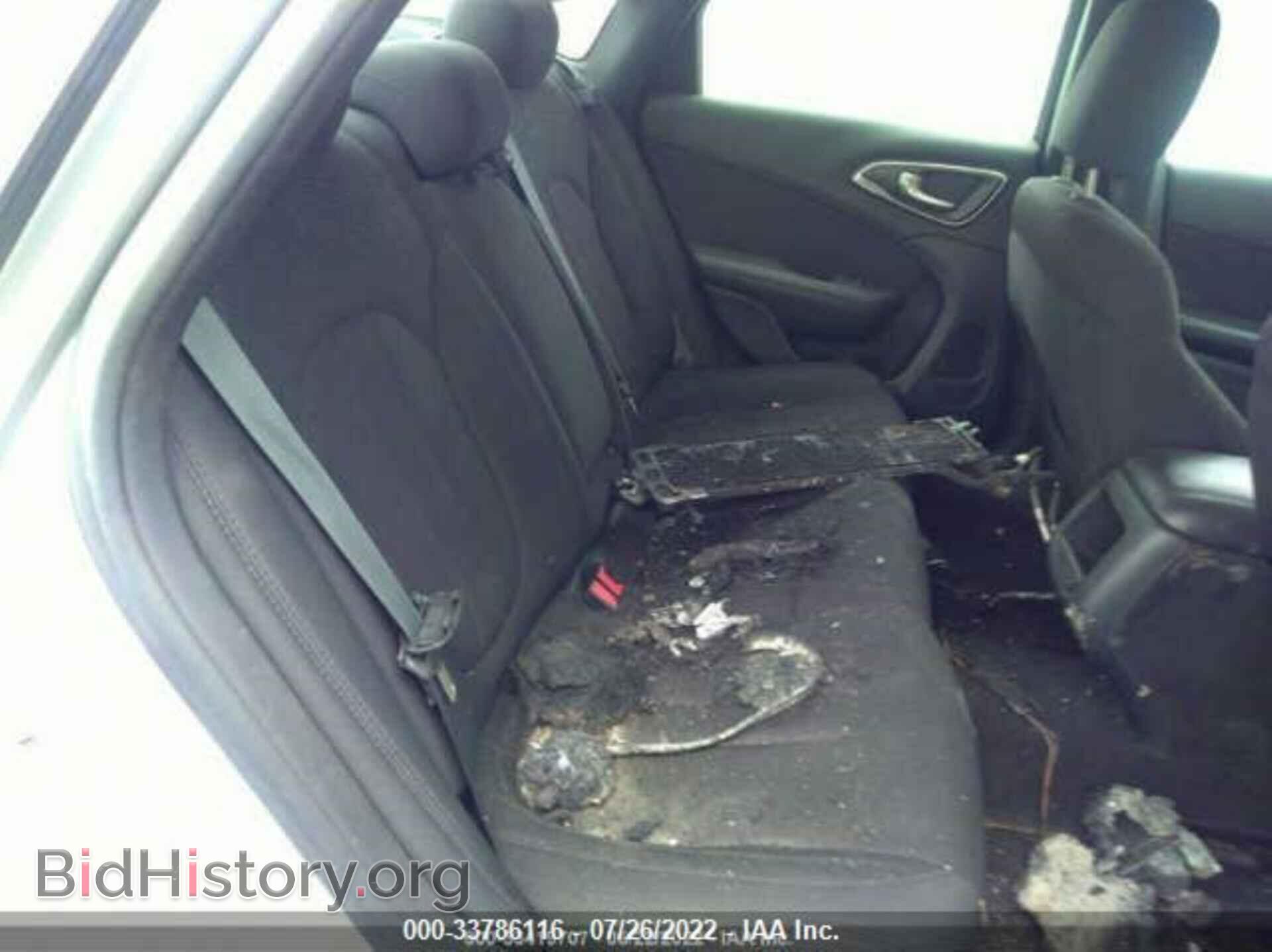 2015 CHRYSLER 200 - VIN: 1C3CCCAB2FN694731 - Фото 8