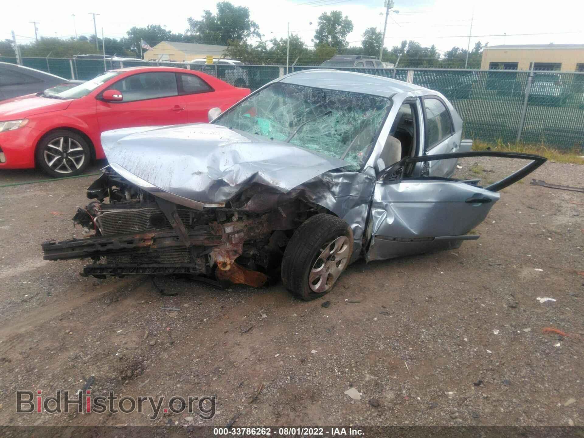 2008 KIA SPECTRA - VIN: KNAFE121085536725 - Фото 2